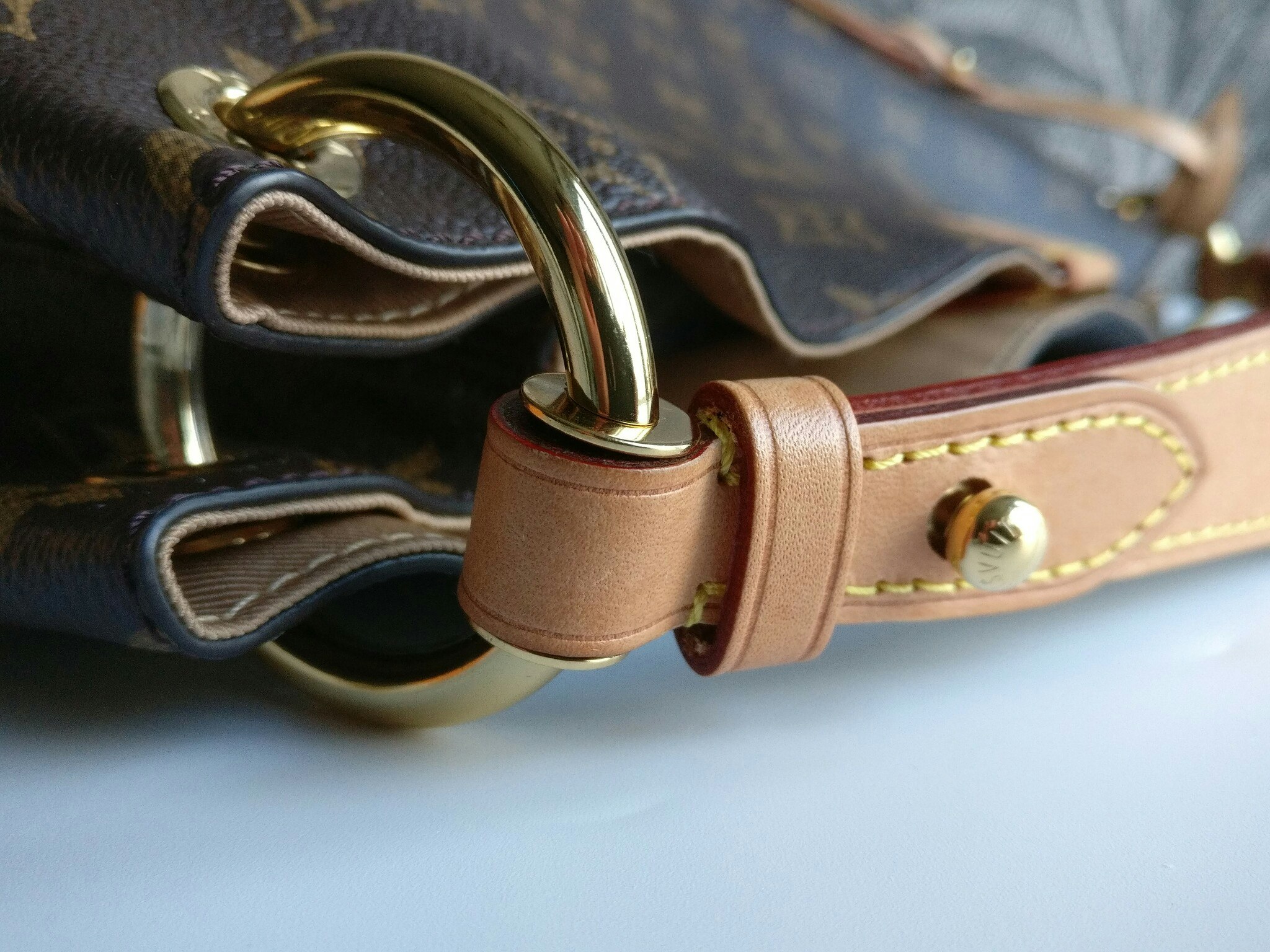 Louis Vuitton Graceful MM