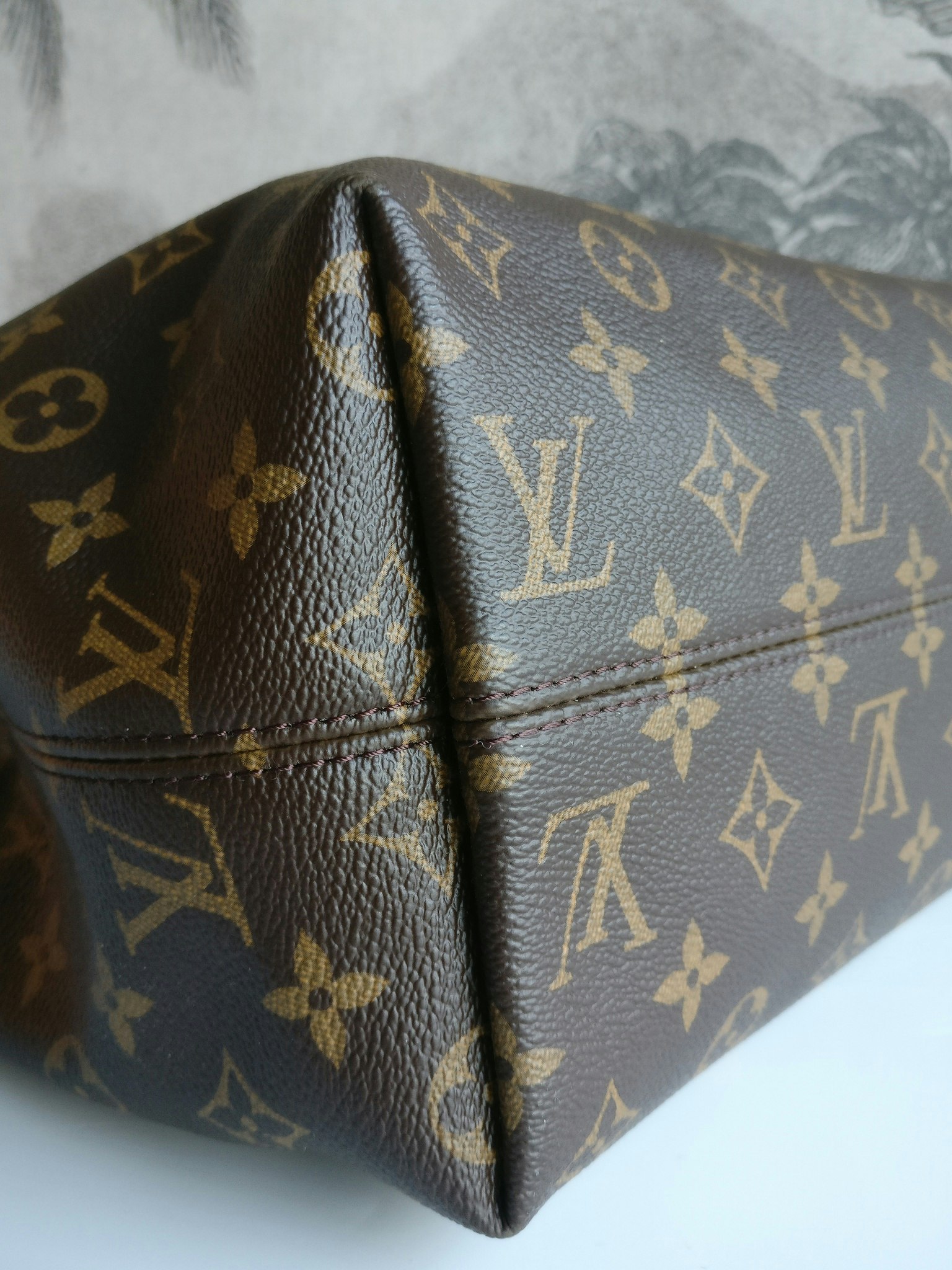 Louis Vuitton Graceful MM
