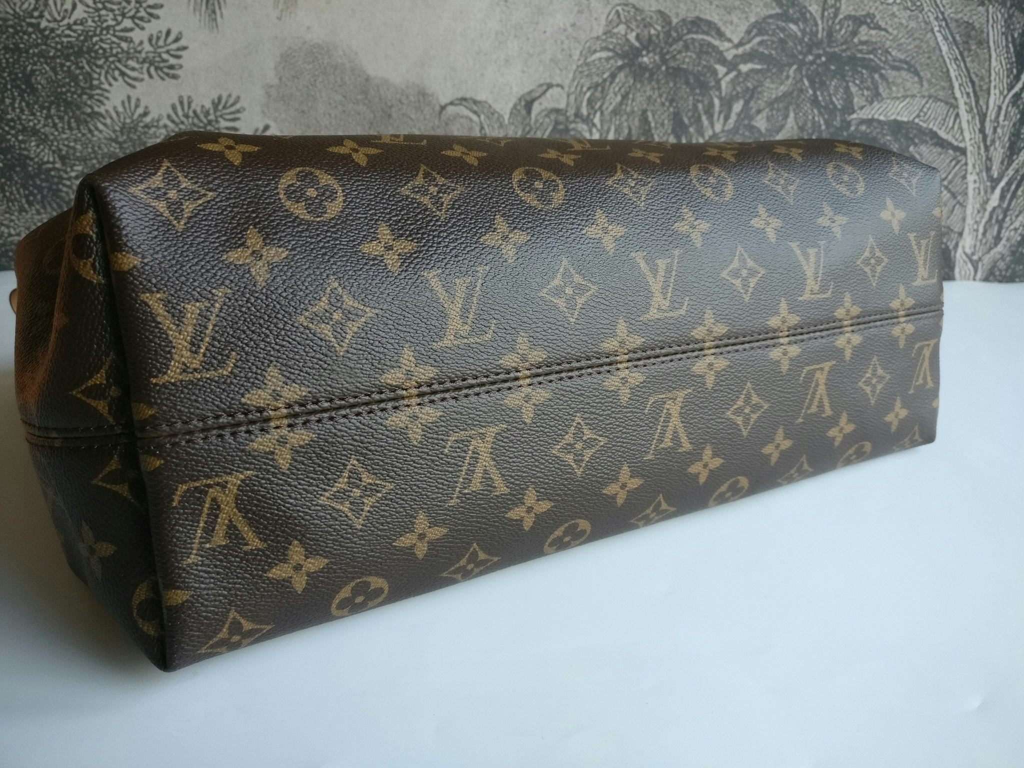 Louis Vuitton Graceful MM