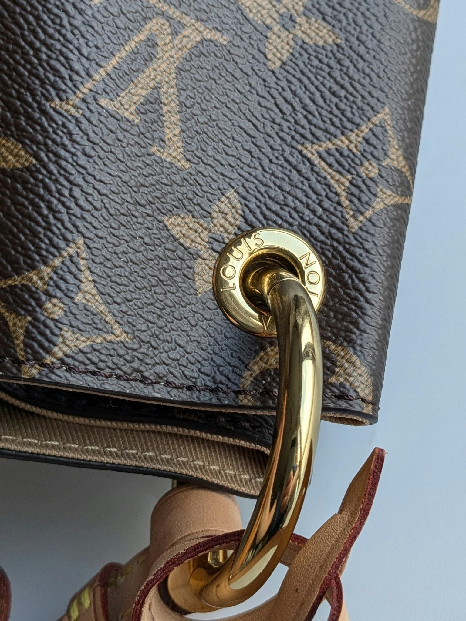 Louis Vuitton Graceful MM