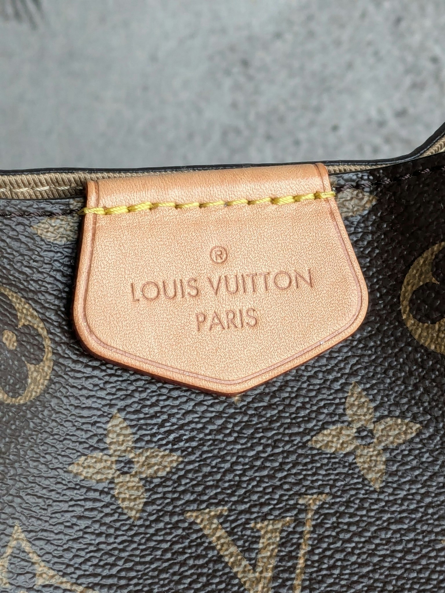 Louis Vuitton Graceful MM