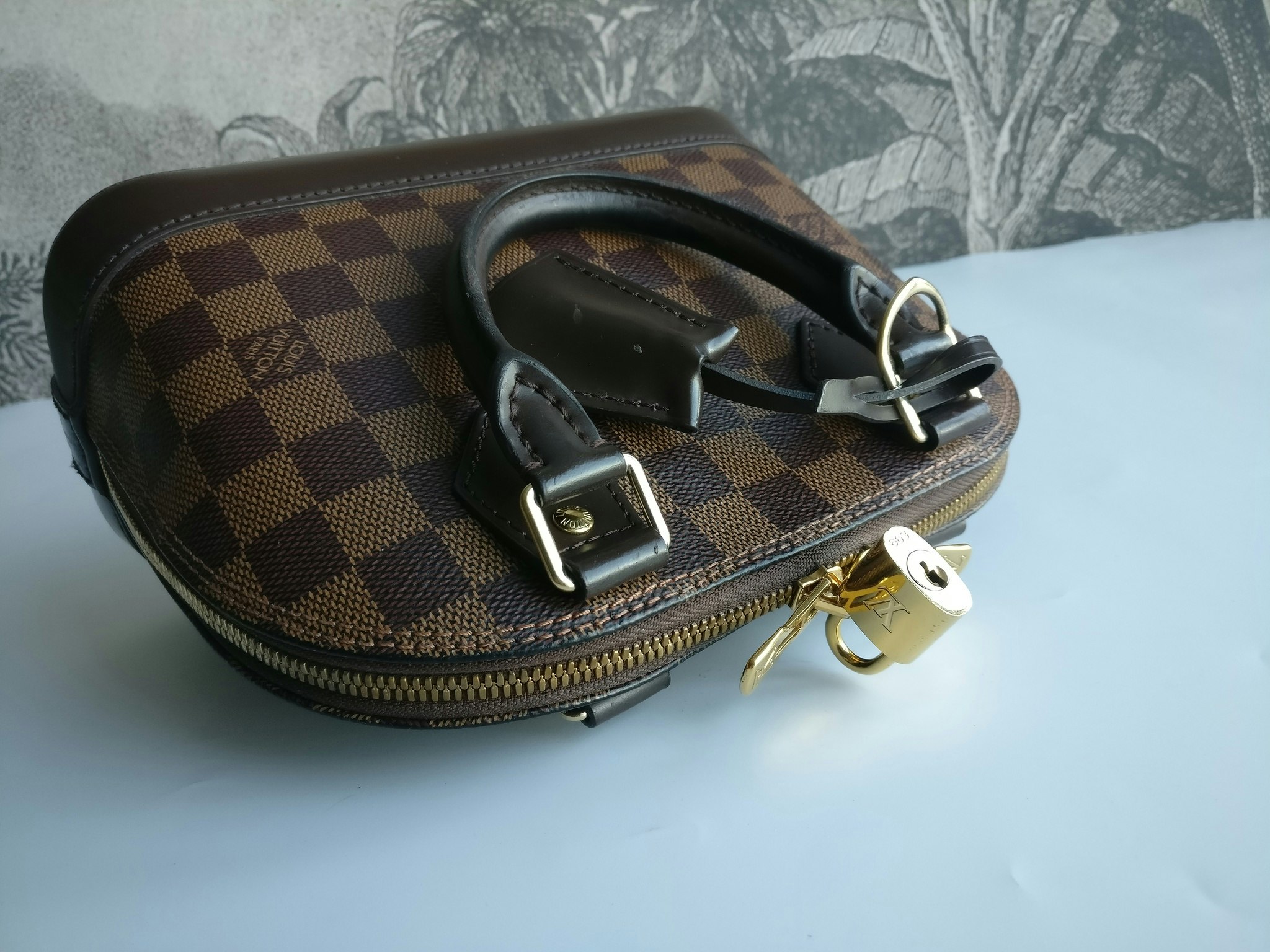 Louis Vuitton Alma BB