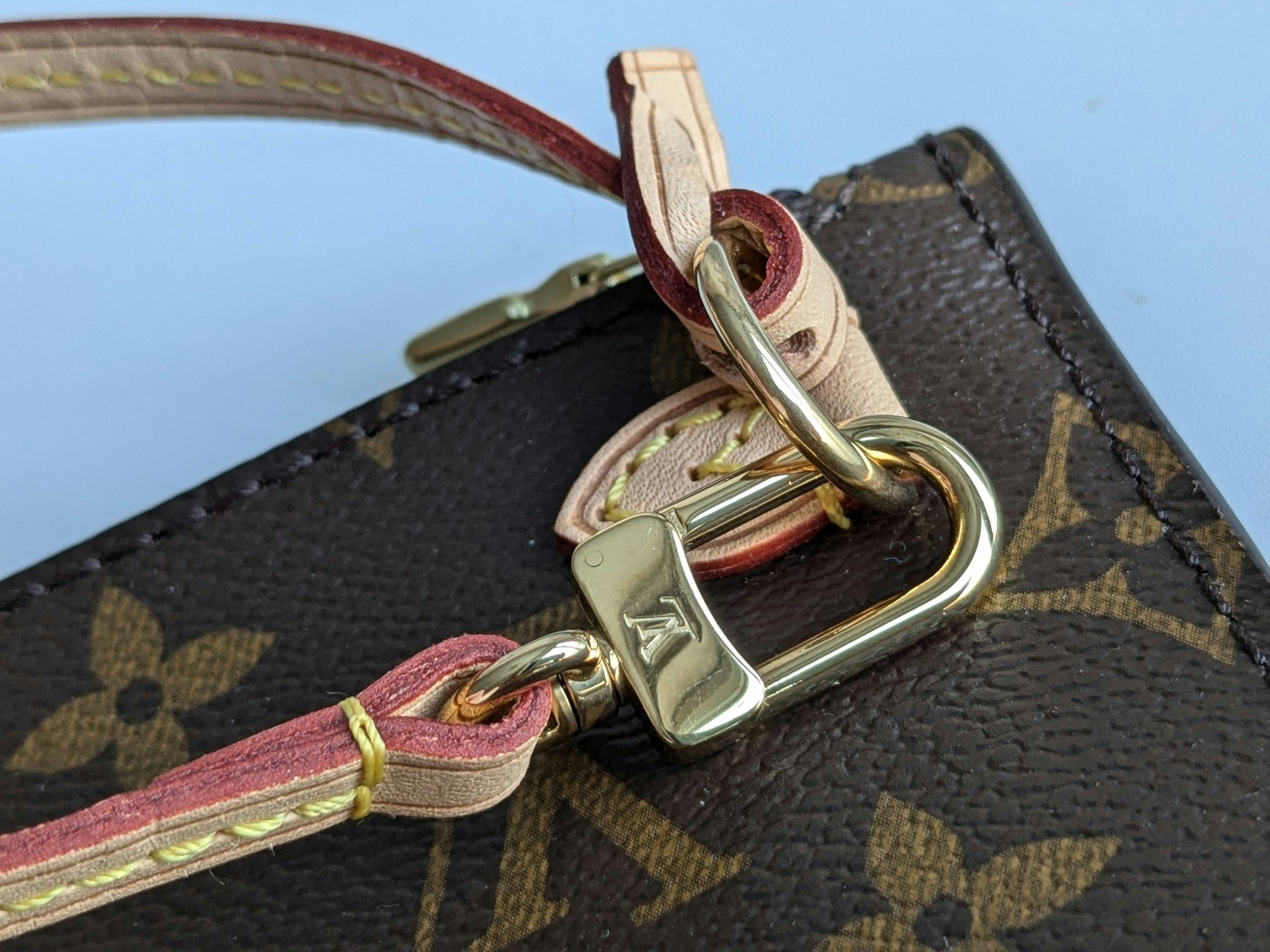Louis Vuitton Neverfull MM pochette