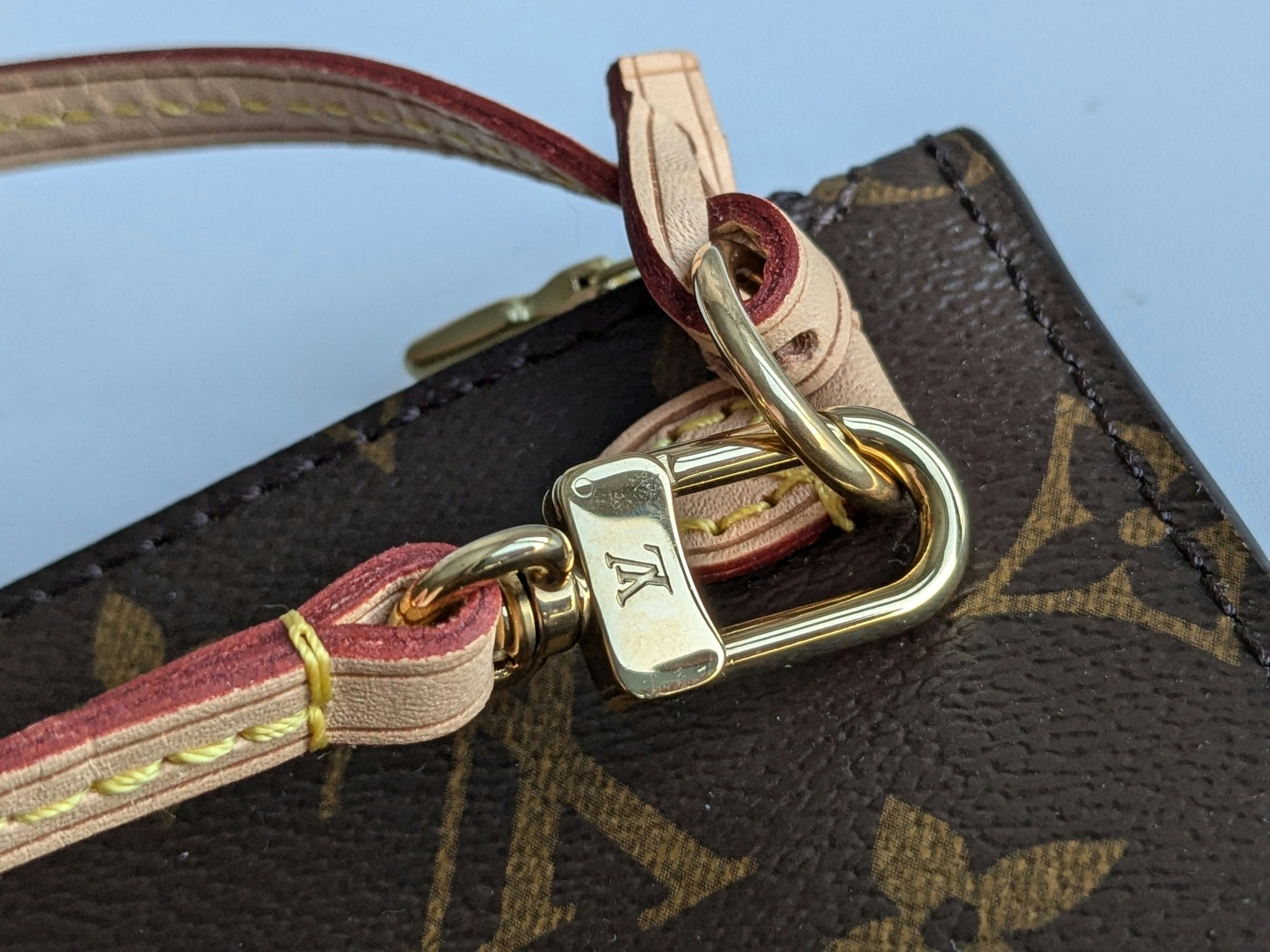 Louis Vuitton Neverfull MM pochette