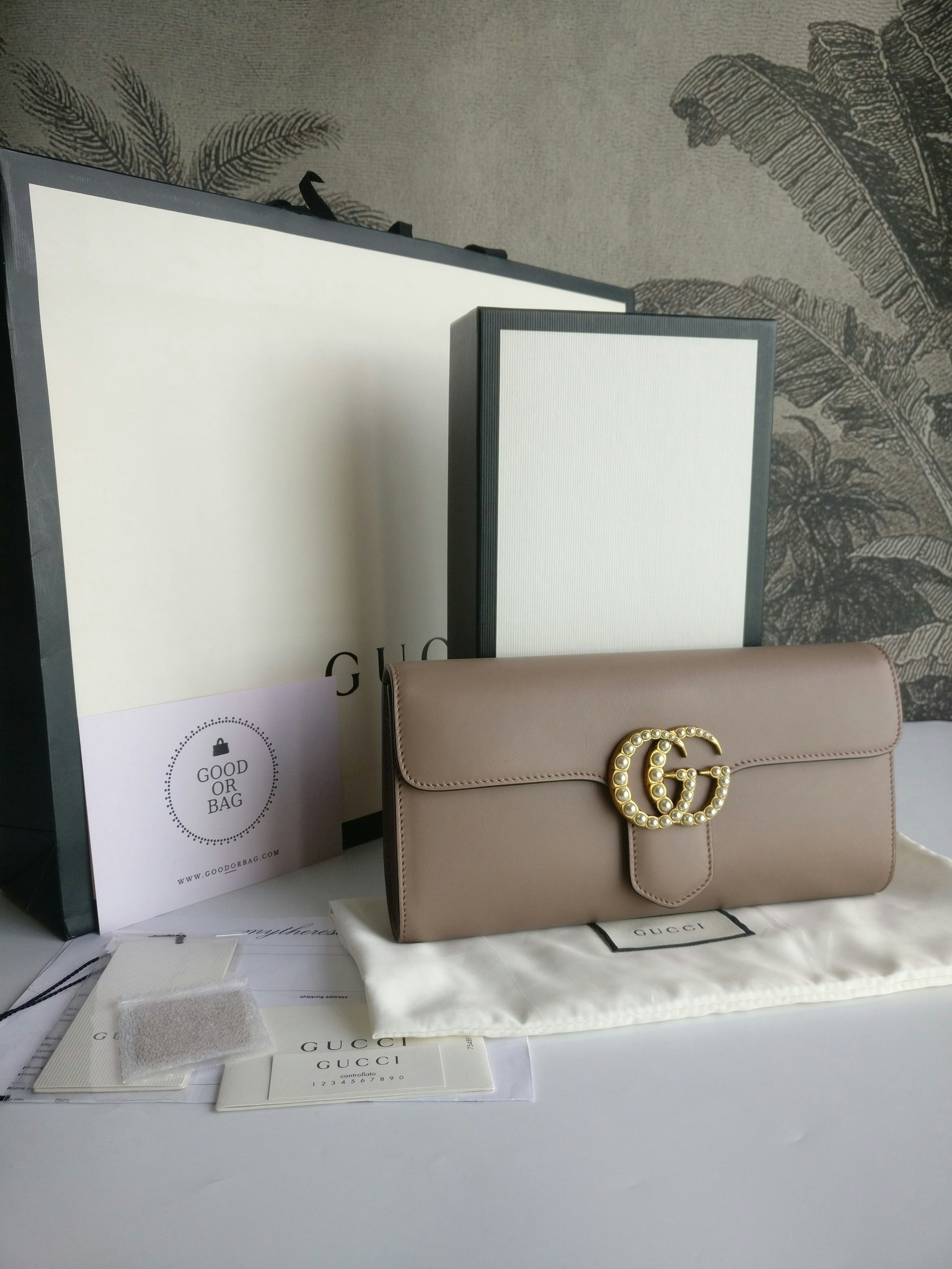Gucci calfskin Pearly GG Marmont Clutch