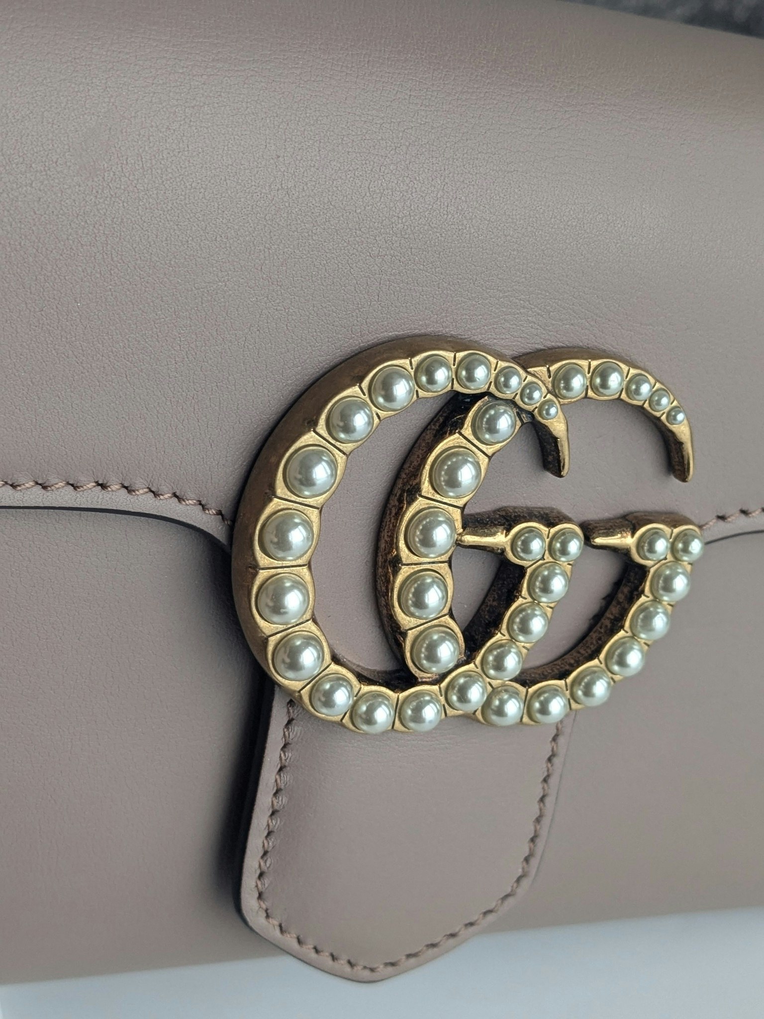 Gucci calfskin Pearly GG Marmont Clutch