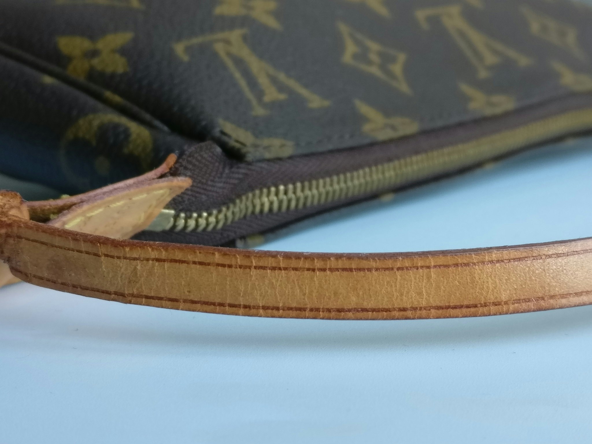 Louis Vuitton Pochette Accessoires