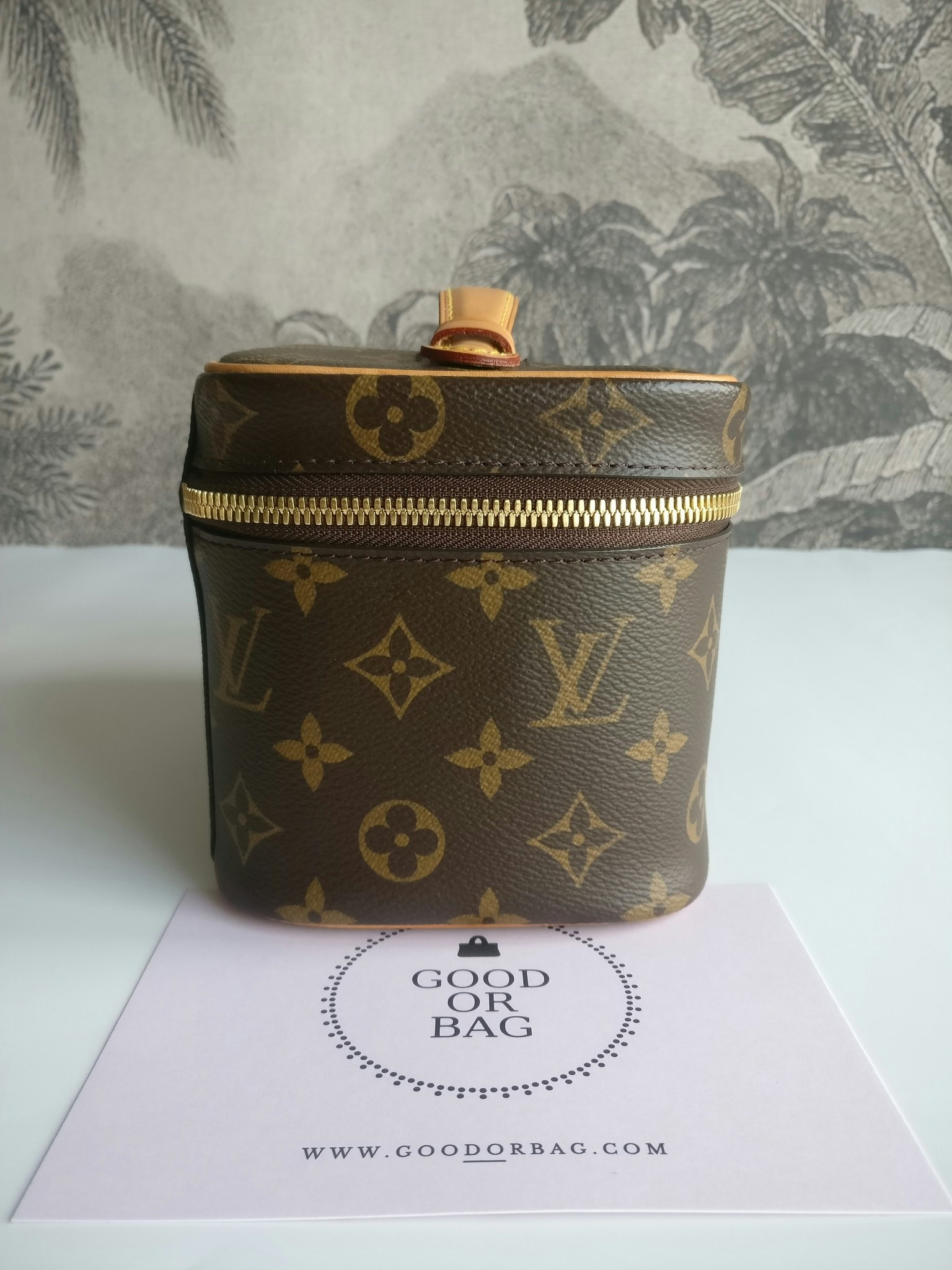 Louis Vuitton Nice Mini Vanity