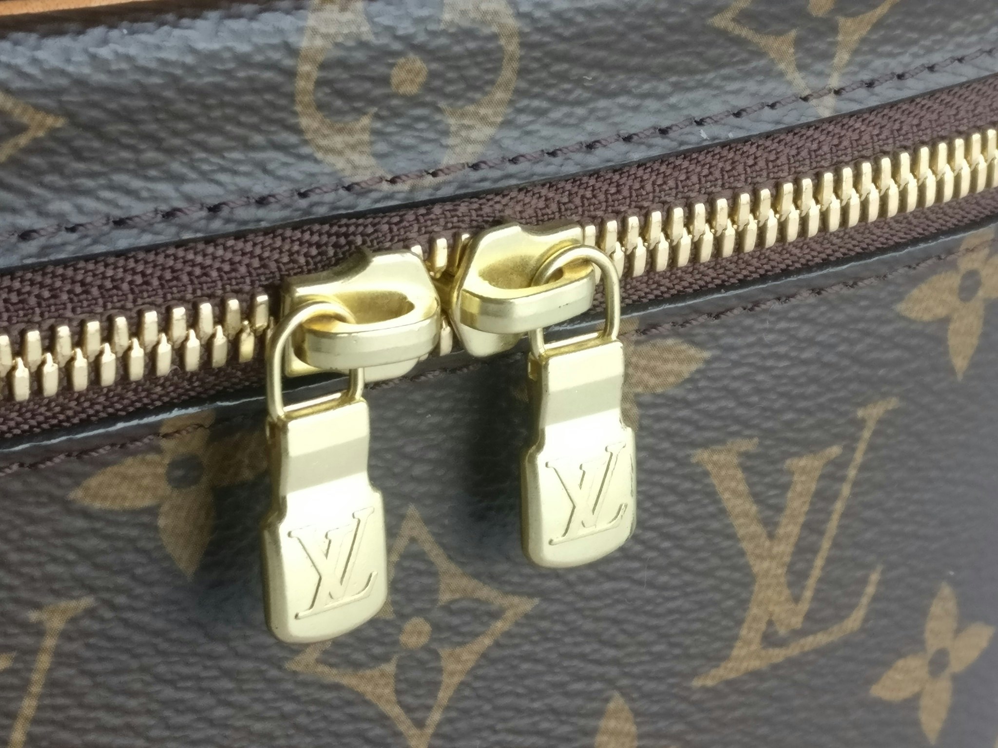Louis Vuitton Nice Mini Vanity