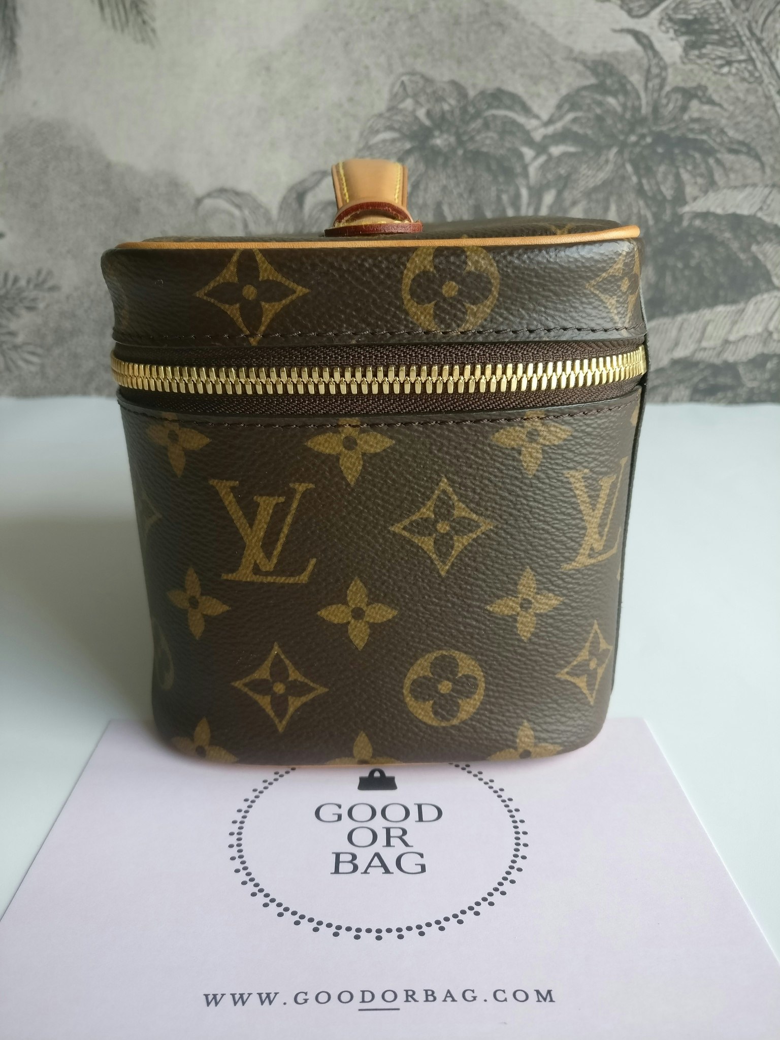 Louis Vuitton Nice Mini Vanity
