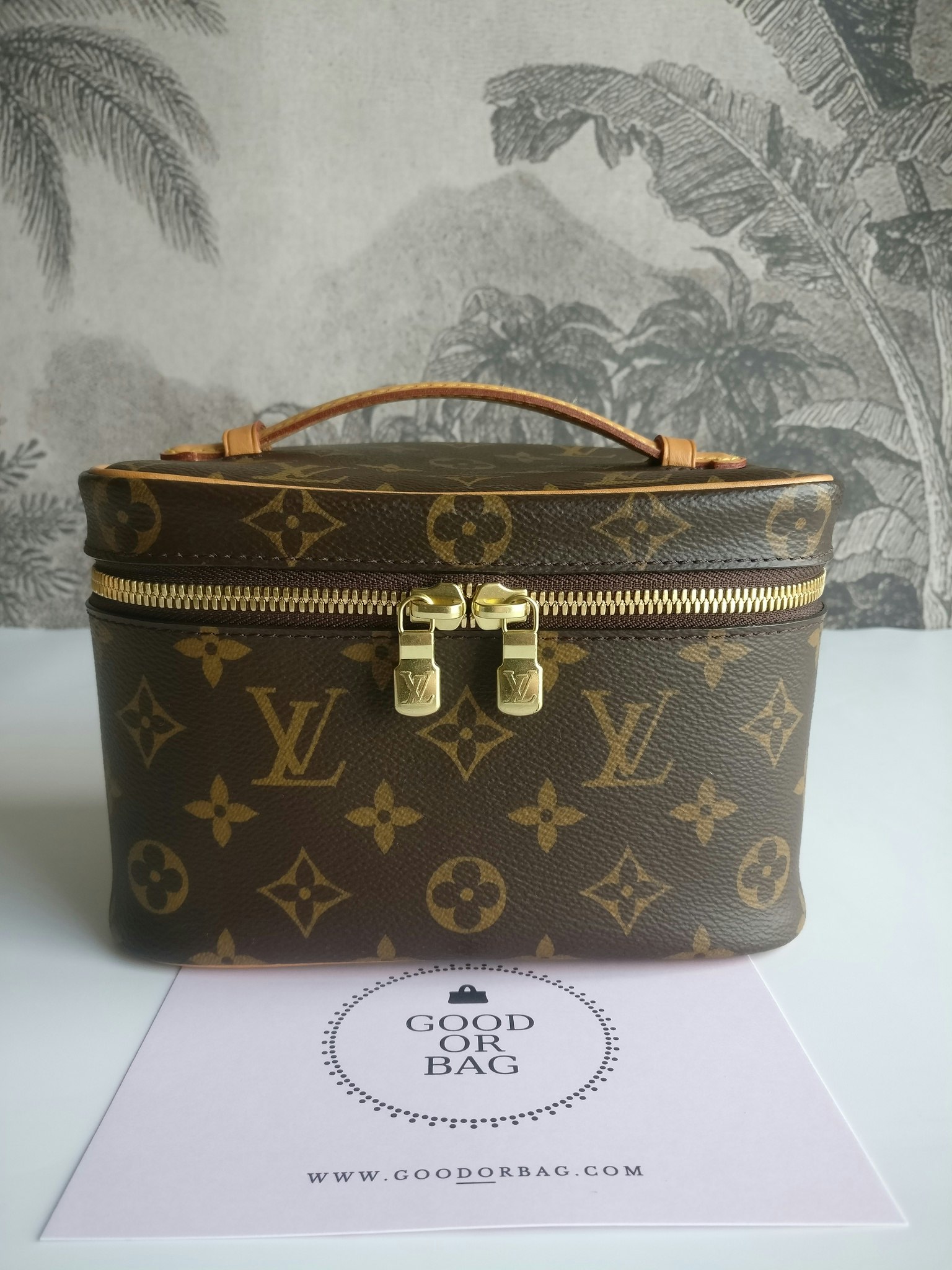 Louis Vuitton Nice Mini Vanity