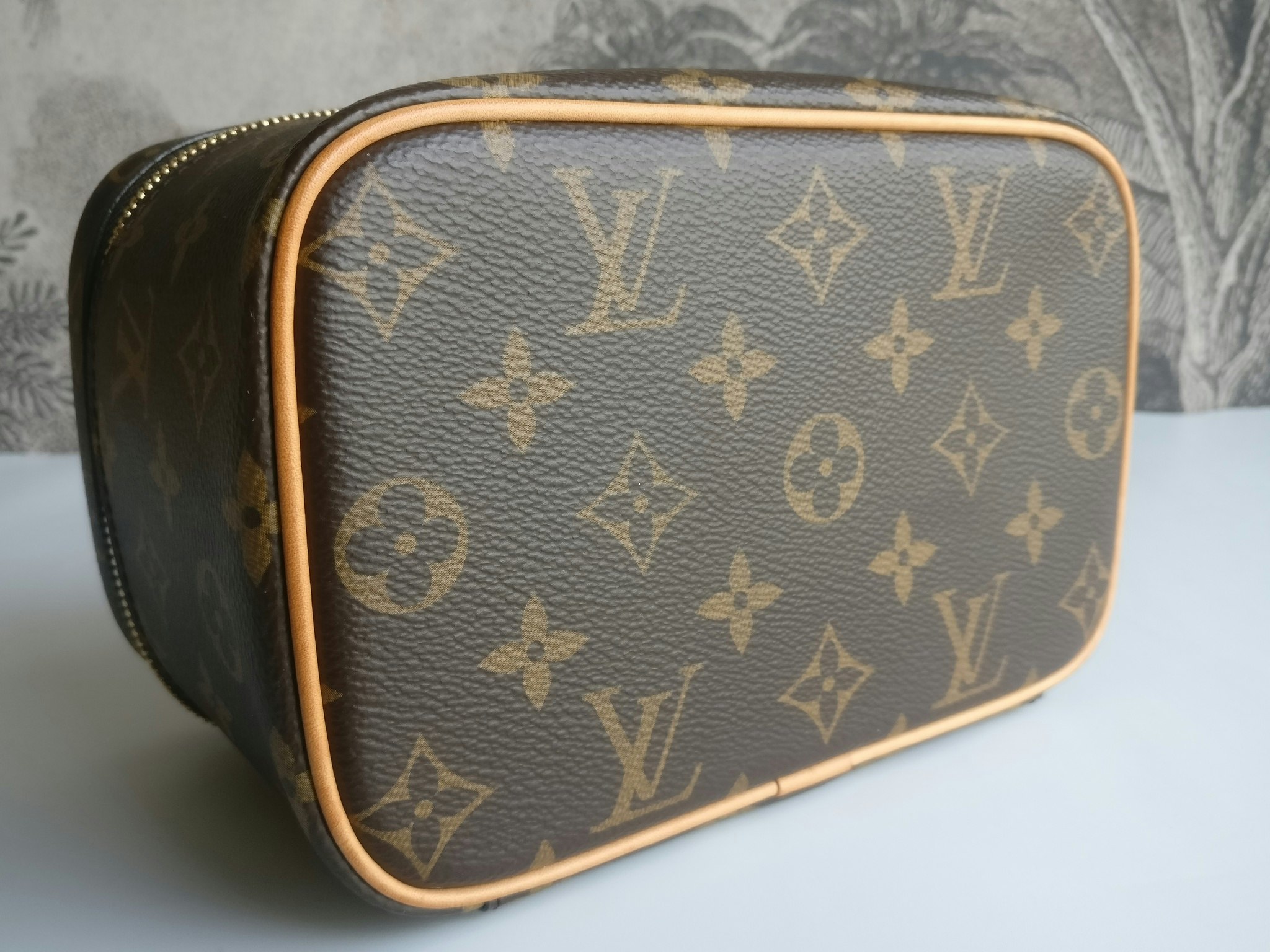 Louis Vuitton Nice Mini Vanity
