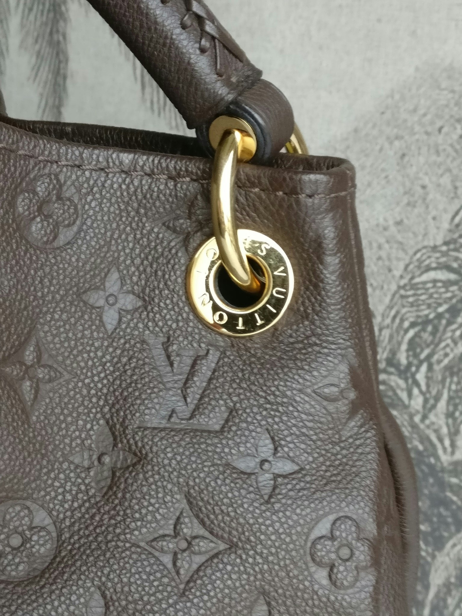 Louis Vuitton Artsy MM empreinte