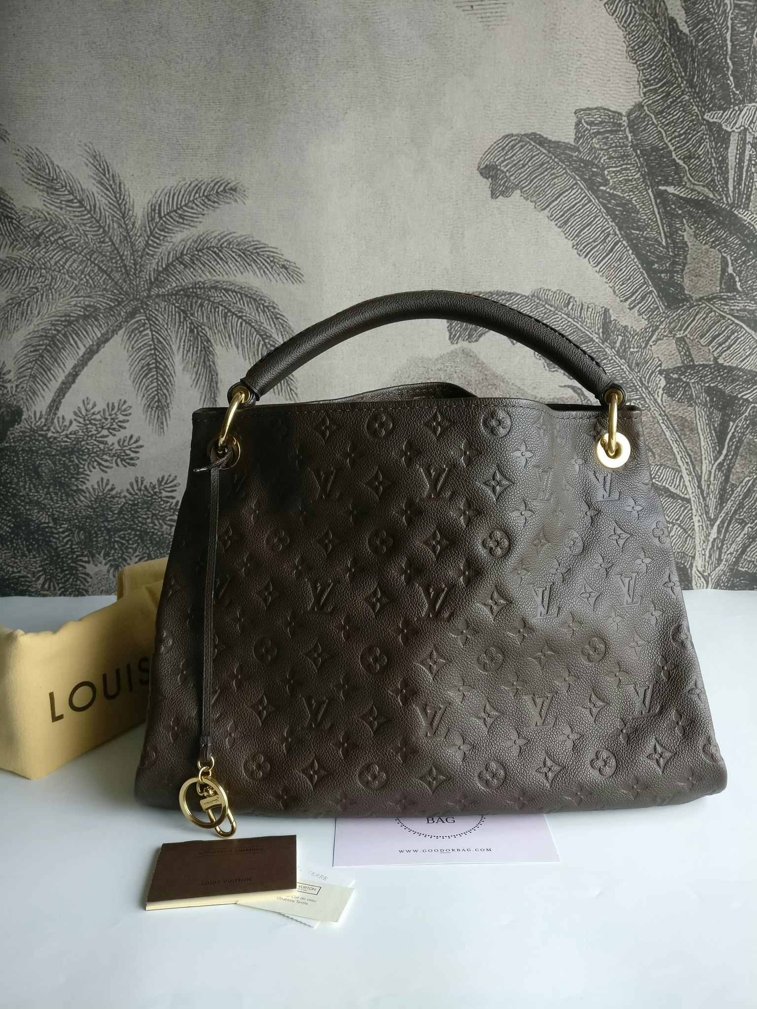 Louis Vuitton Artsy MM empreinte