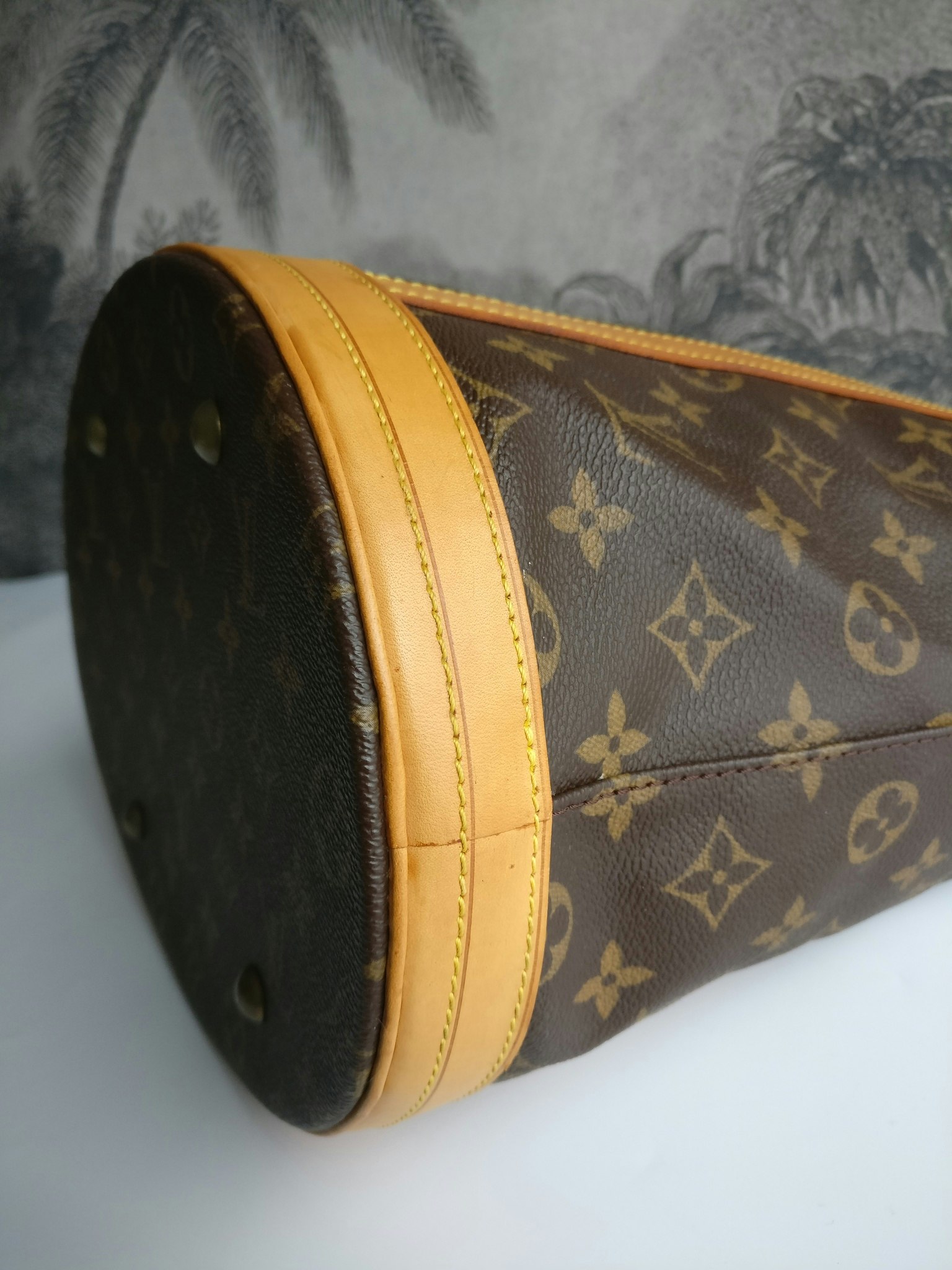 Louis Vuitton Bucket GM