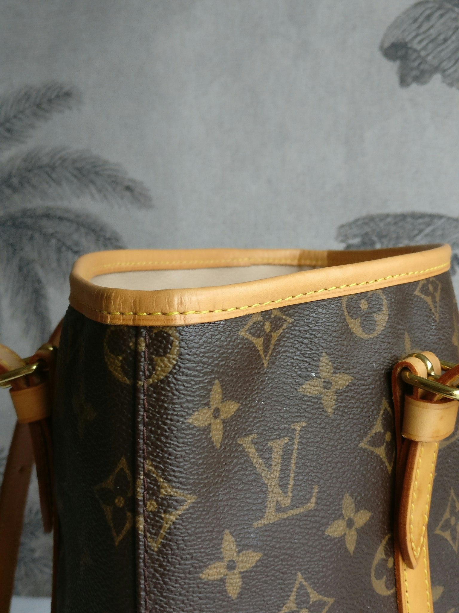 Louis Vuitton Bucket GM