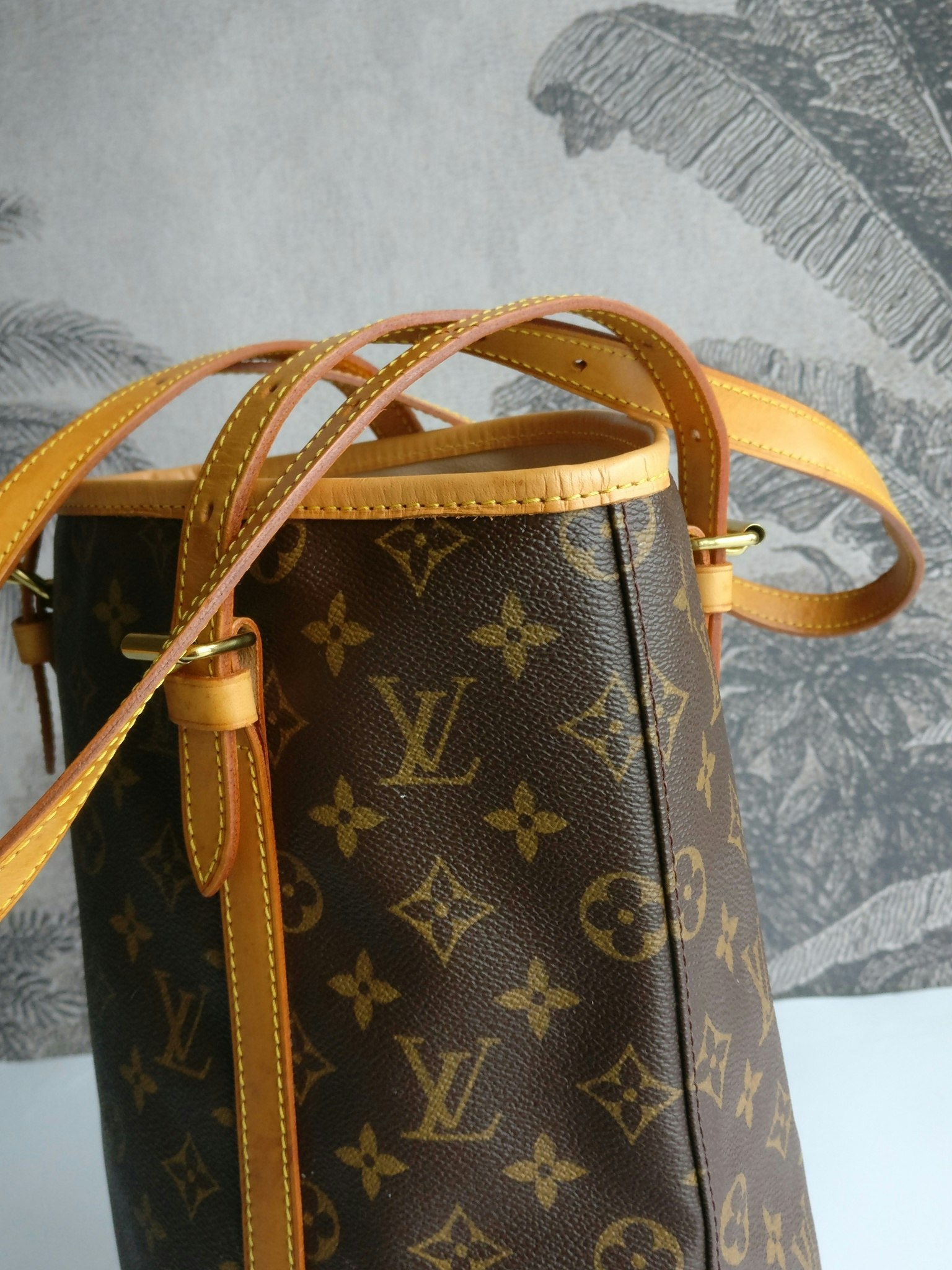Louis Vuitton Bucket GM