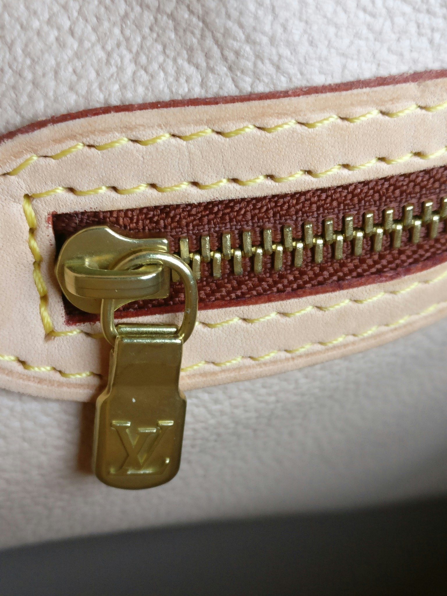 Louis Vuitton Bucket GM