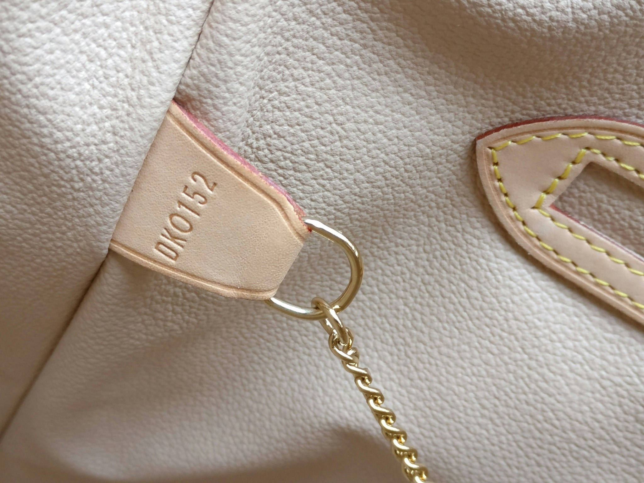 Louis Vuitton Bucket GM