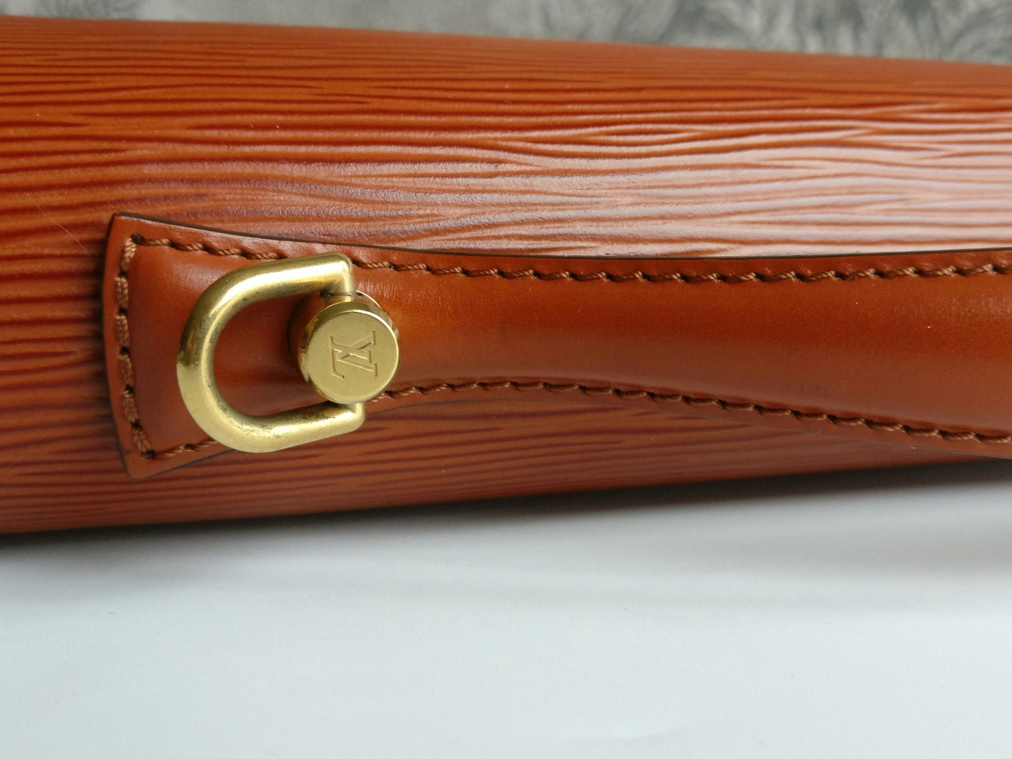 Louis Vuitton Monceau 28 epi