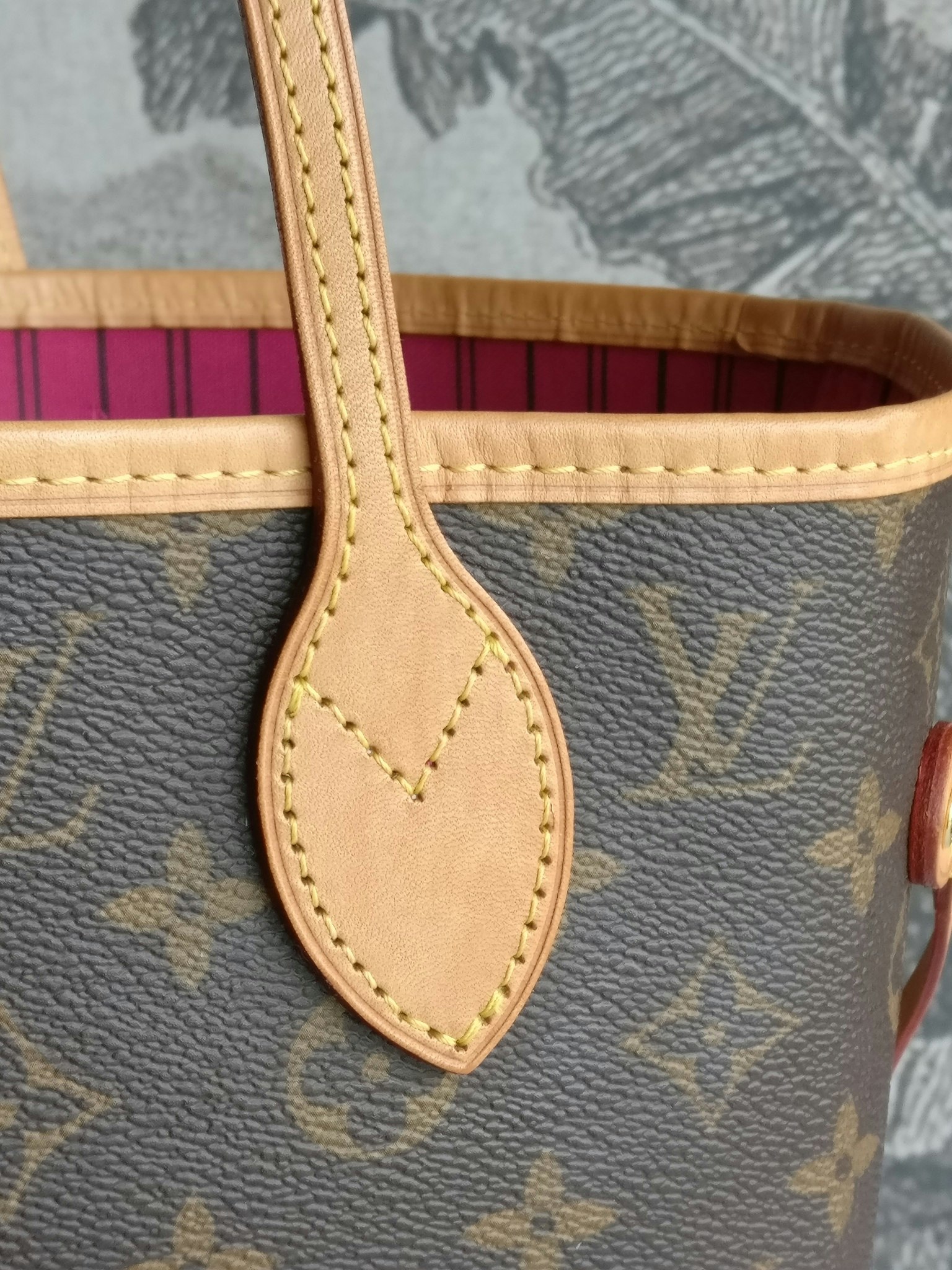 Louis Vuitton Neverfull MM
