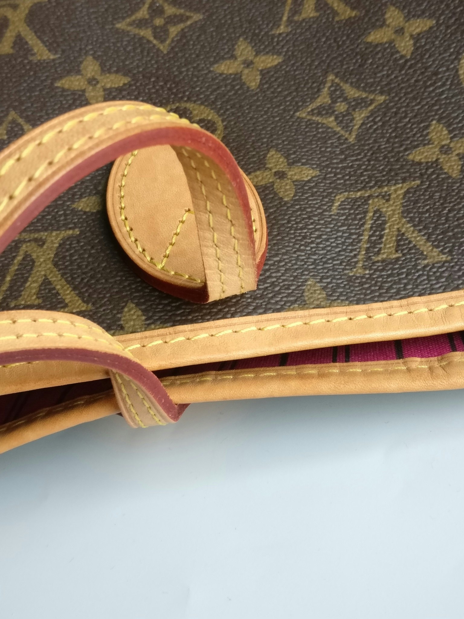 Louis Vuitton Neverfull MM