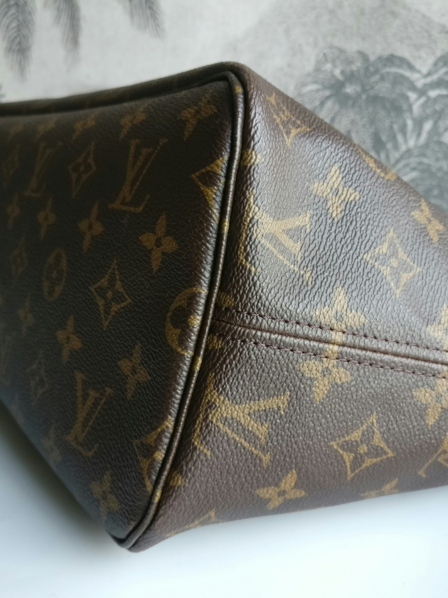 Louis Vuitton Neverfull MM