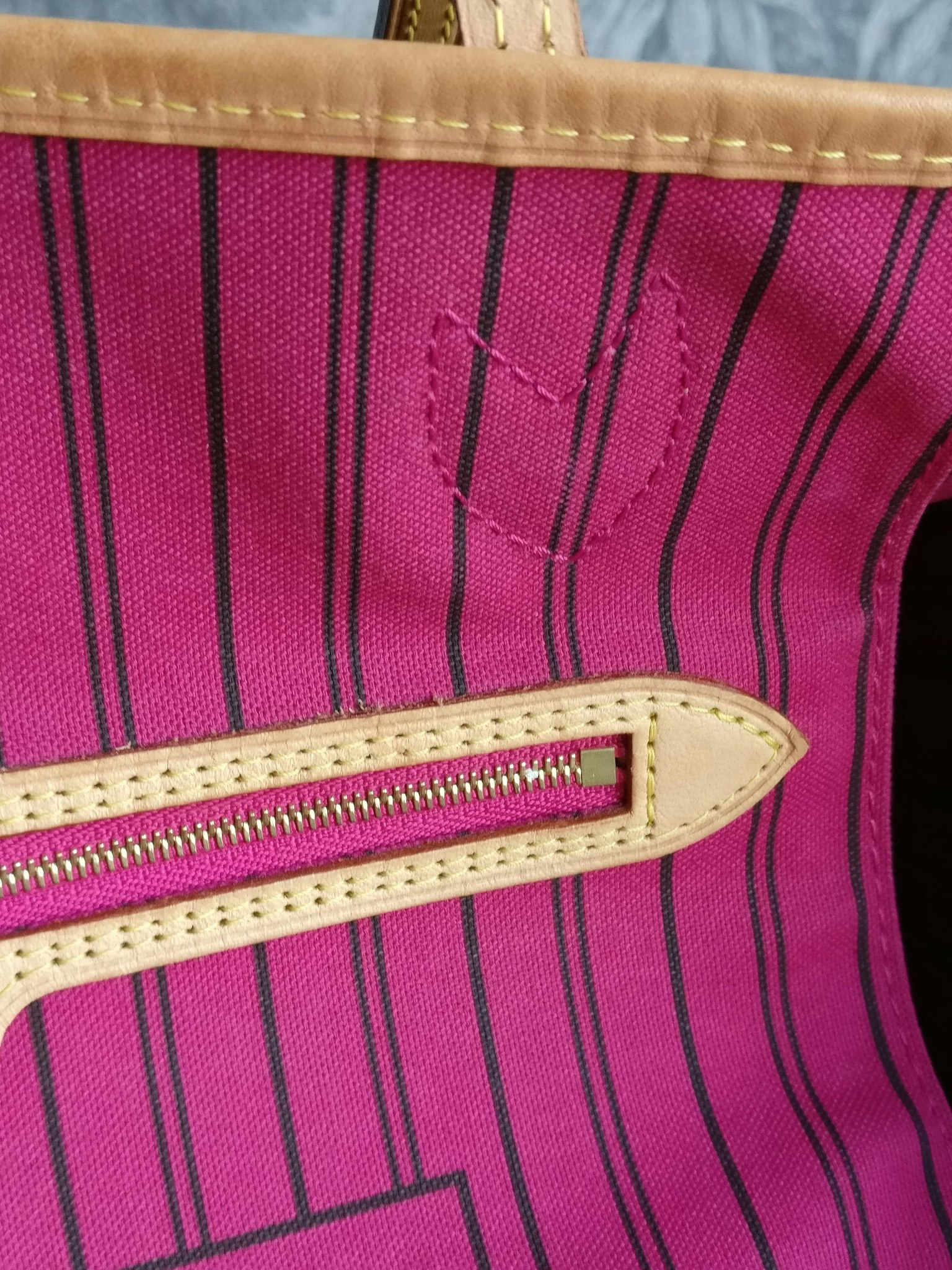 Louis Vuitton Neverfull MM