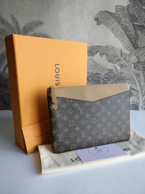 Louis Vuitton Daily pouch sesame