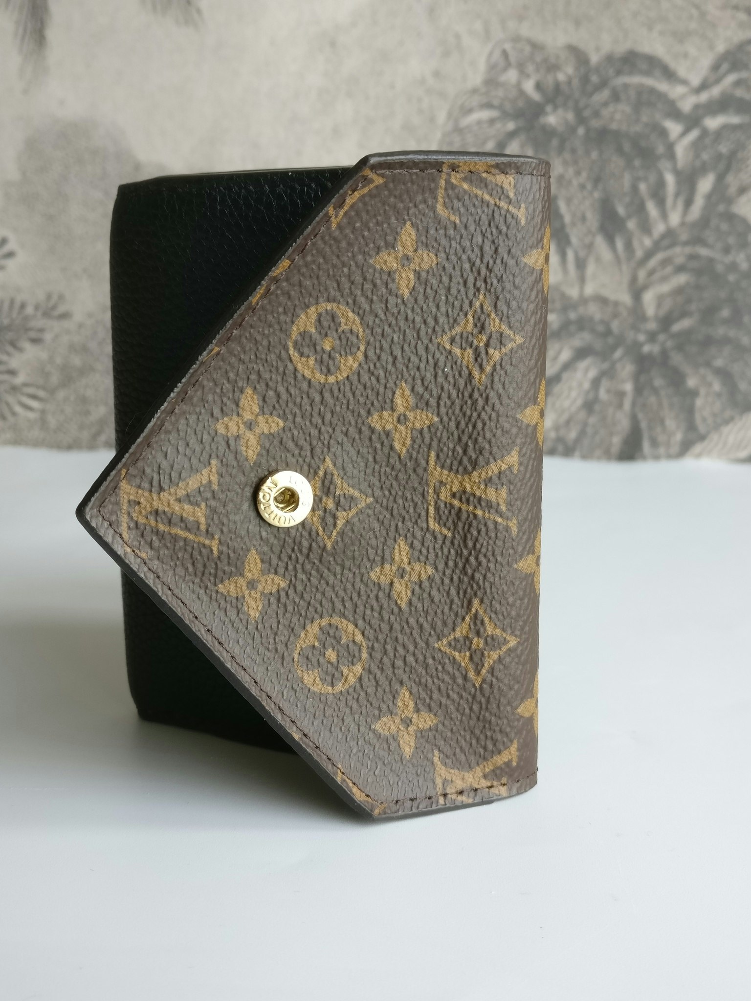 Louis Vuitton Double V Compact Wallet