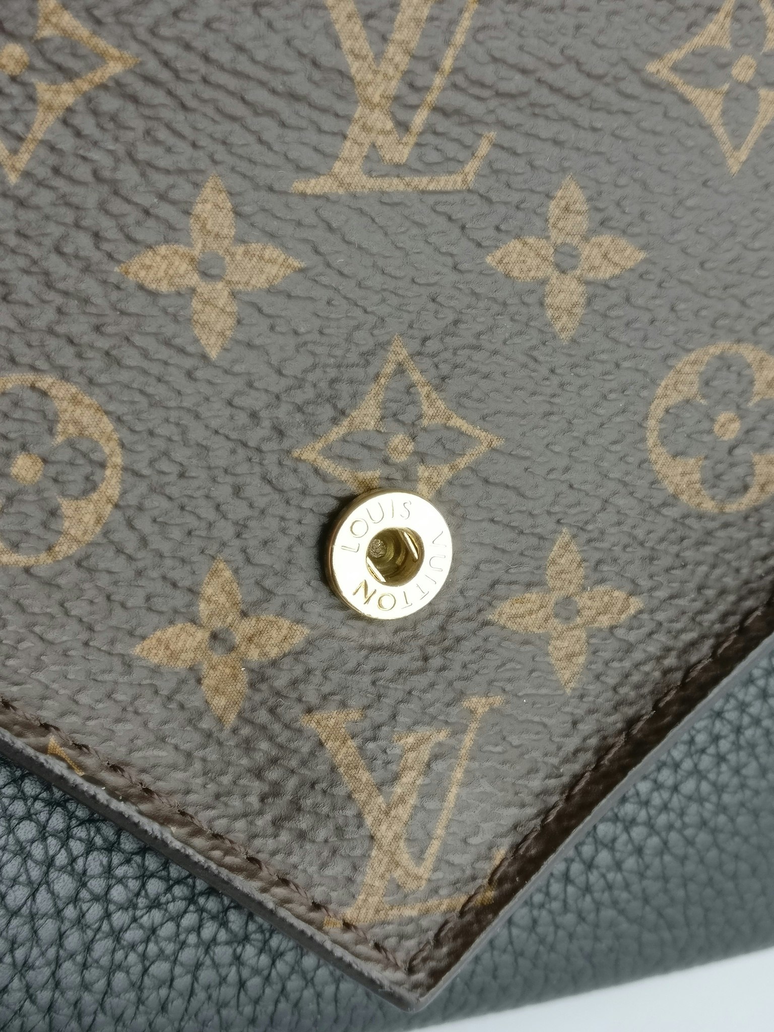 Louis Vuitton Double V Compact Wallet