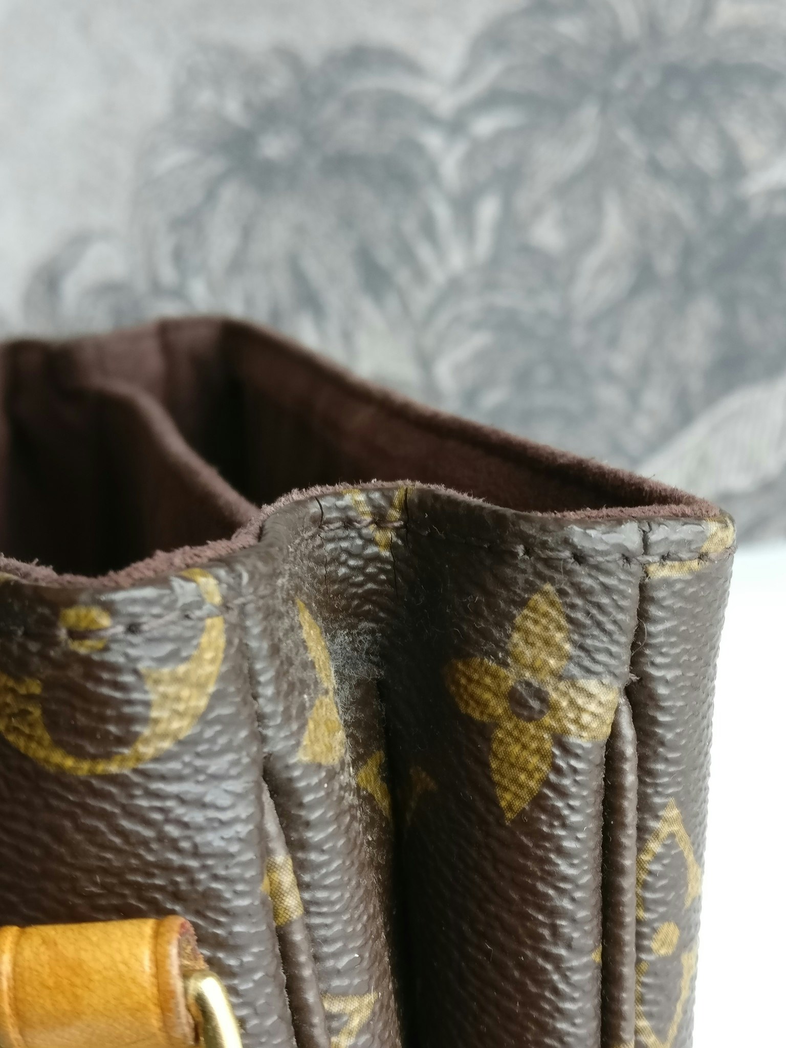 Louis Vuitton Pochette Metis