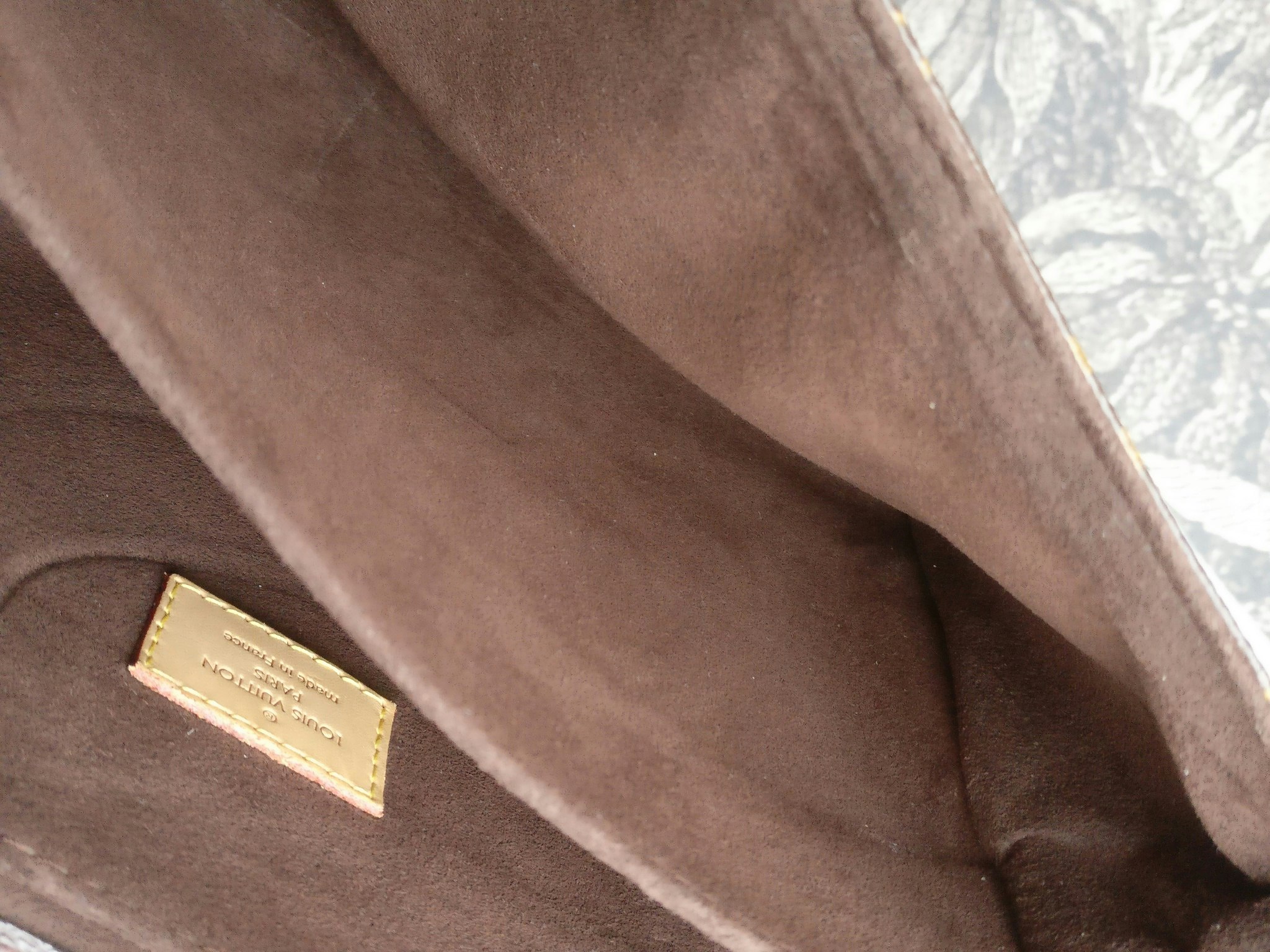 Louis Vuitton Pochette Metis