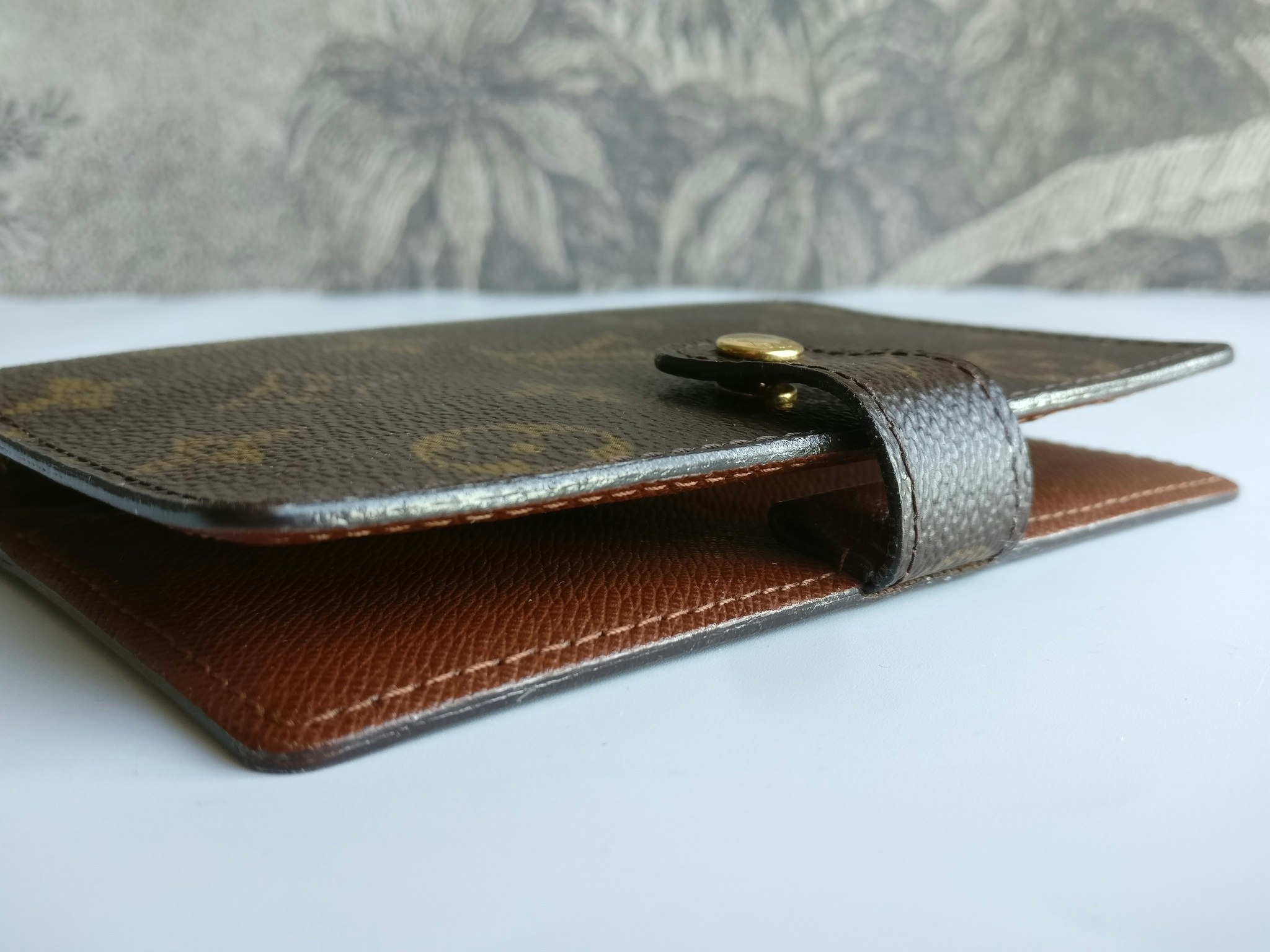 Louis Vuitton Small Ring Agenda Cover