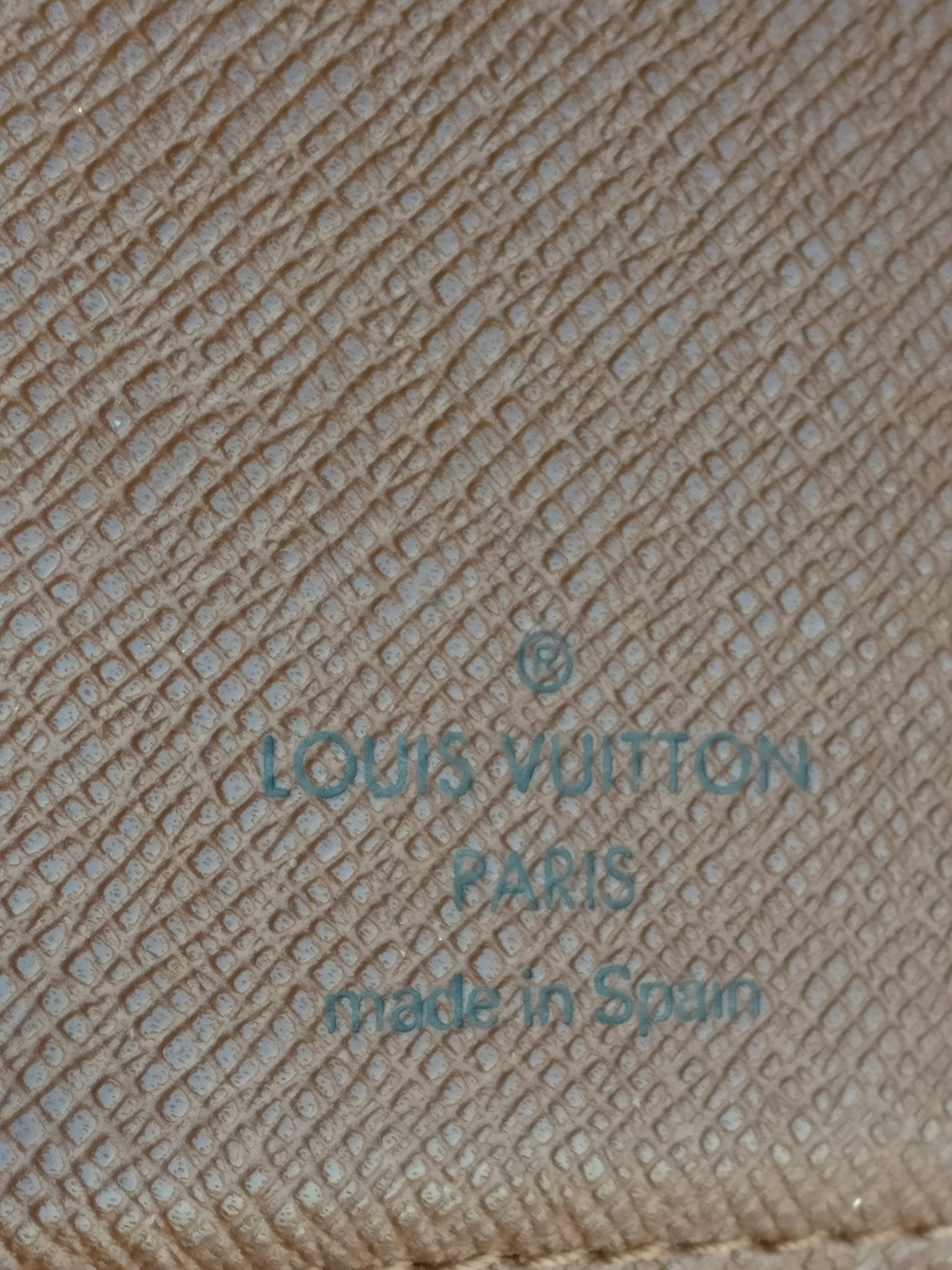 Louis Vuitton Small Ring Agenda Cover