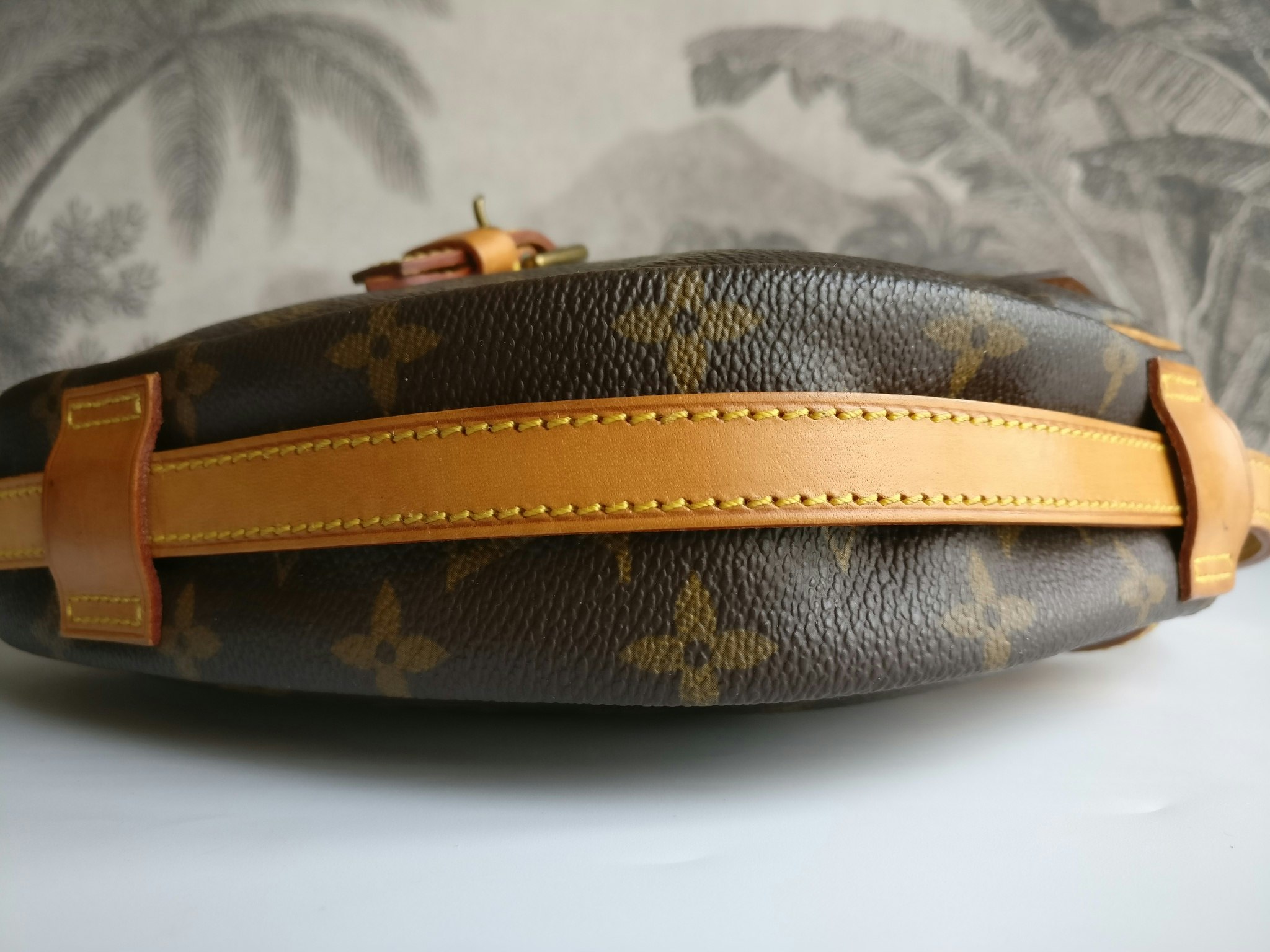 Louis Vuitton Jeune Fille MM