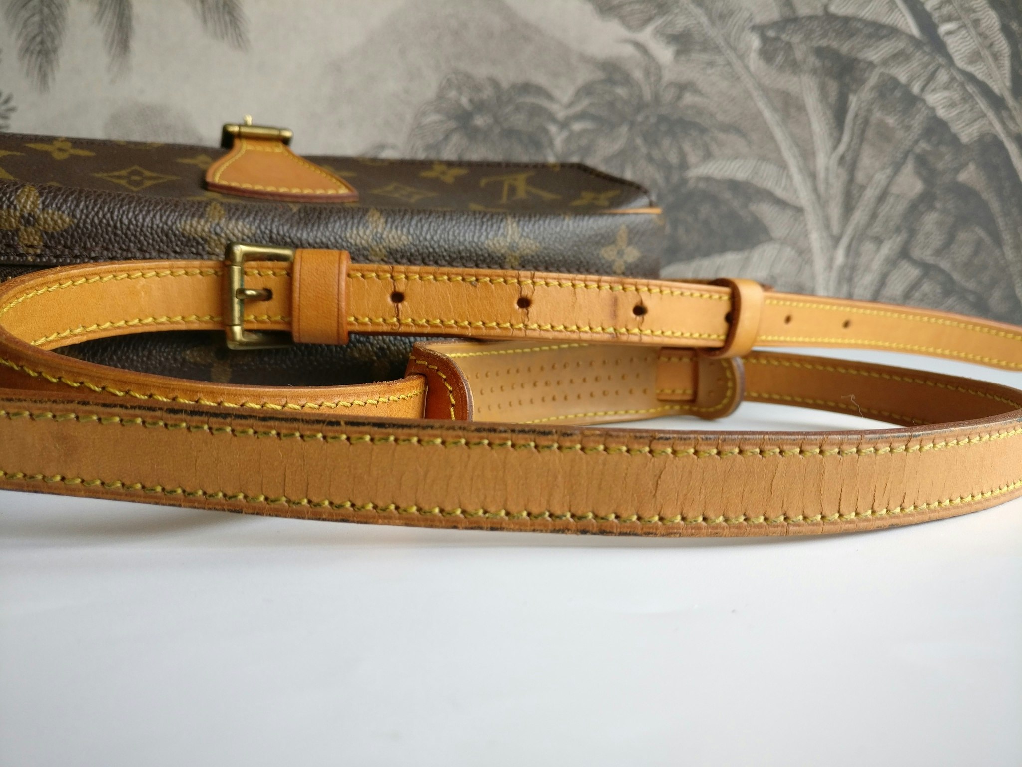 Louis Vuitton Jeune Fille MM