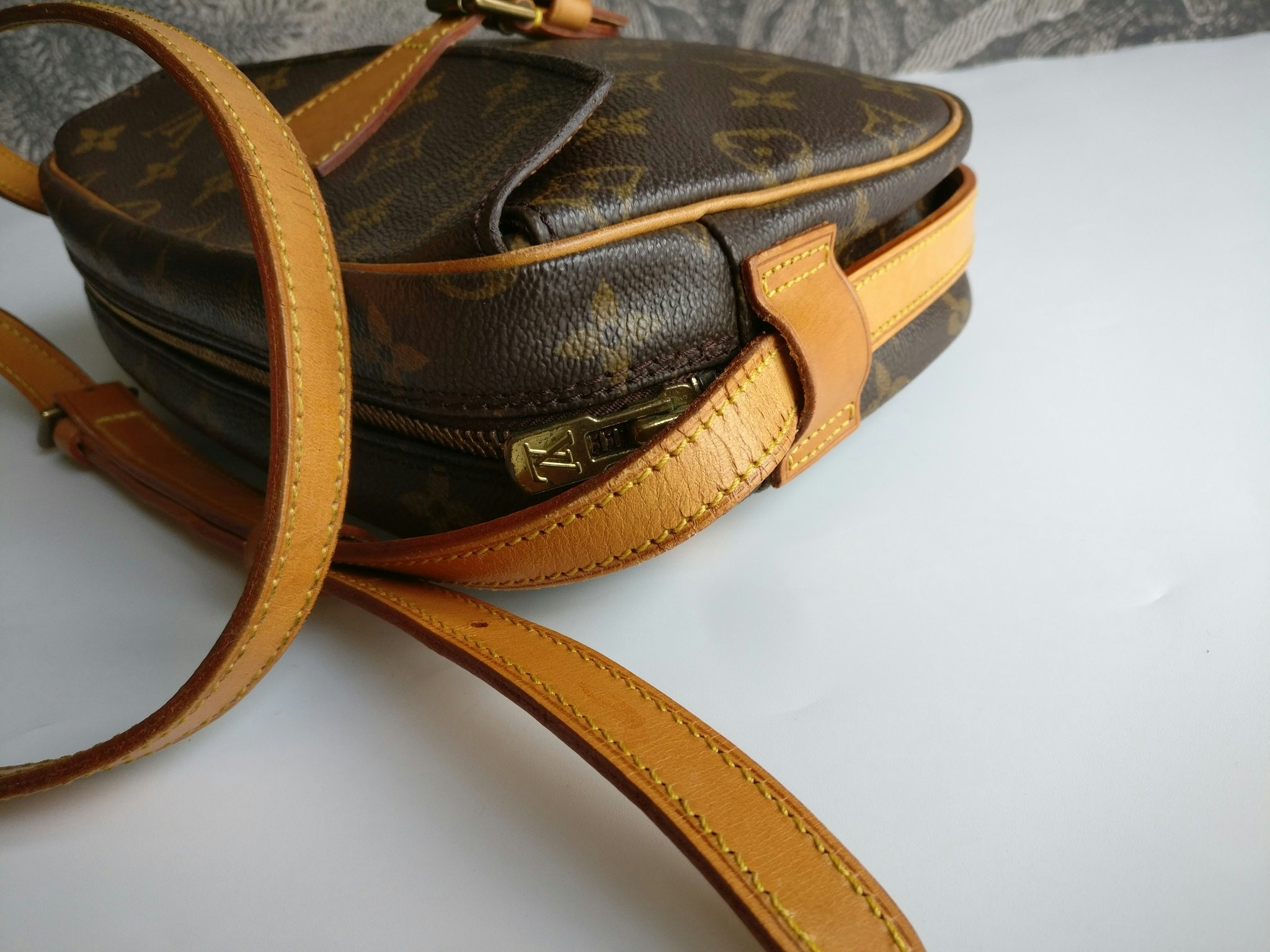 Louis Vuitton Jeune Fille MM