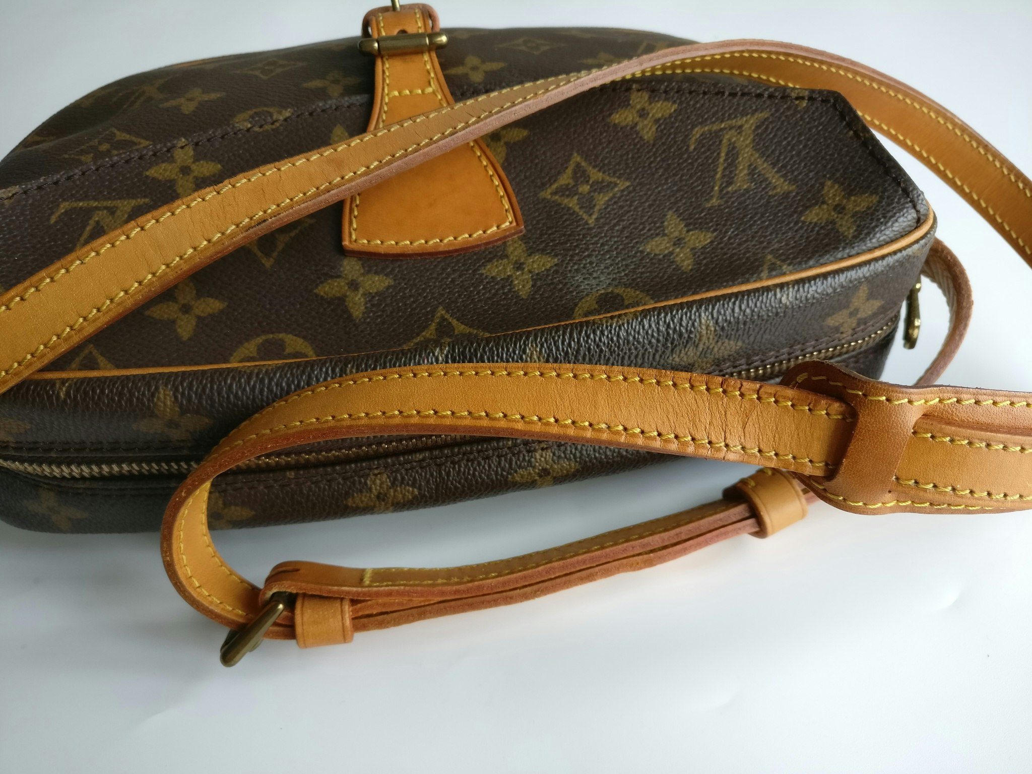 Louis Vuitton Jeune Fille MM