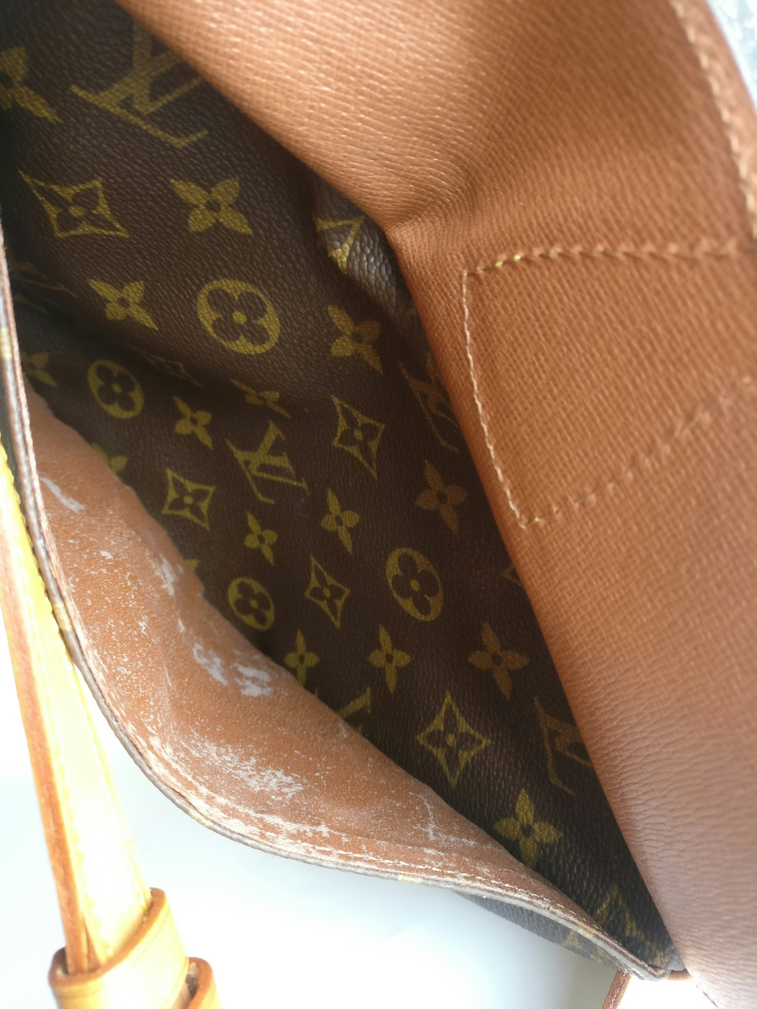 Louis Vuitton Jeune Fille MM
