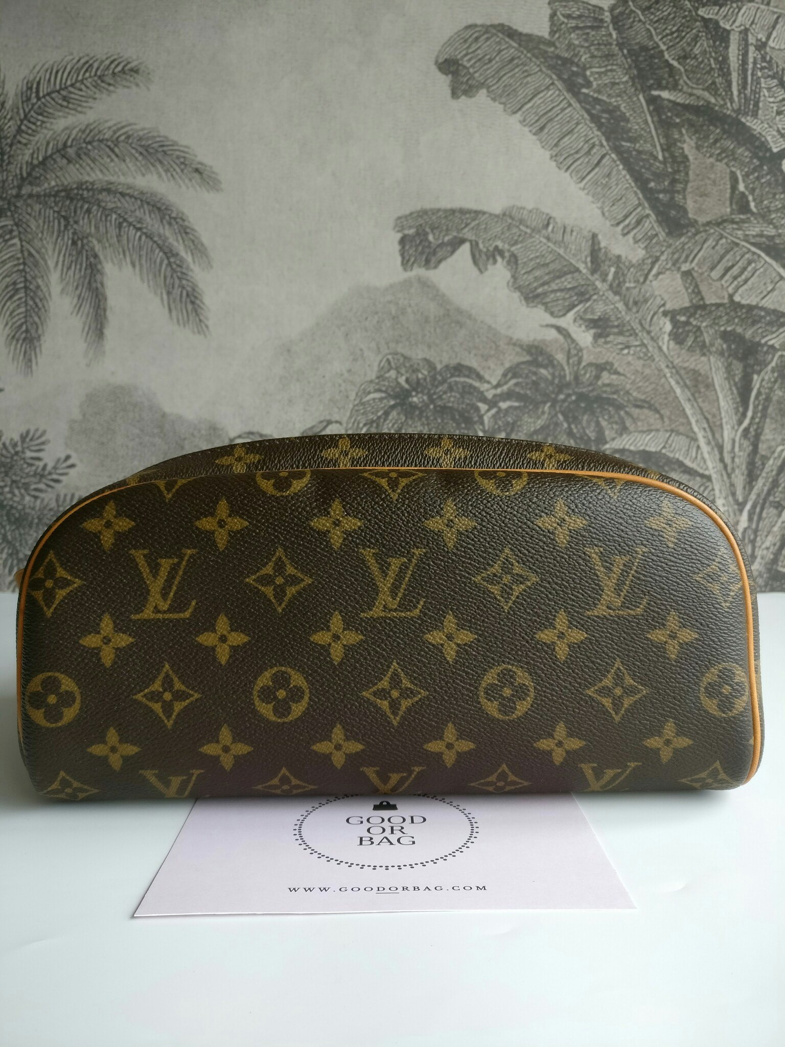 Louis Vuitton King Size Toiletry Bag