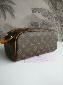 Louis Vuitton King Size Toiletry Bag