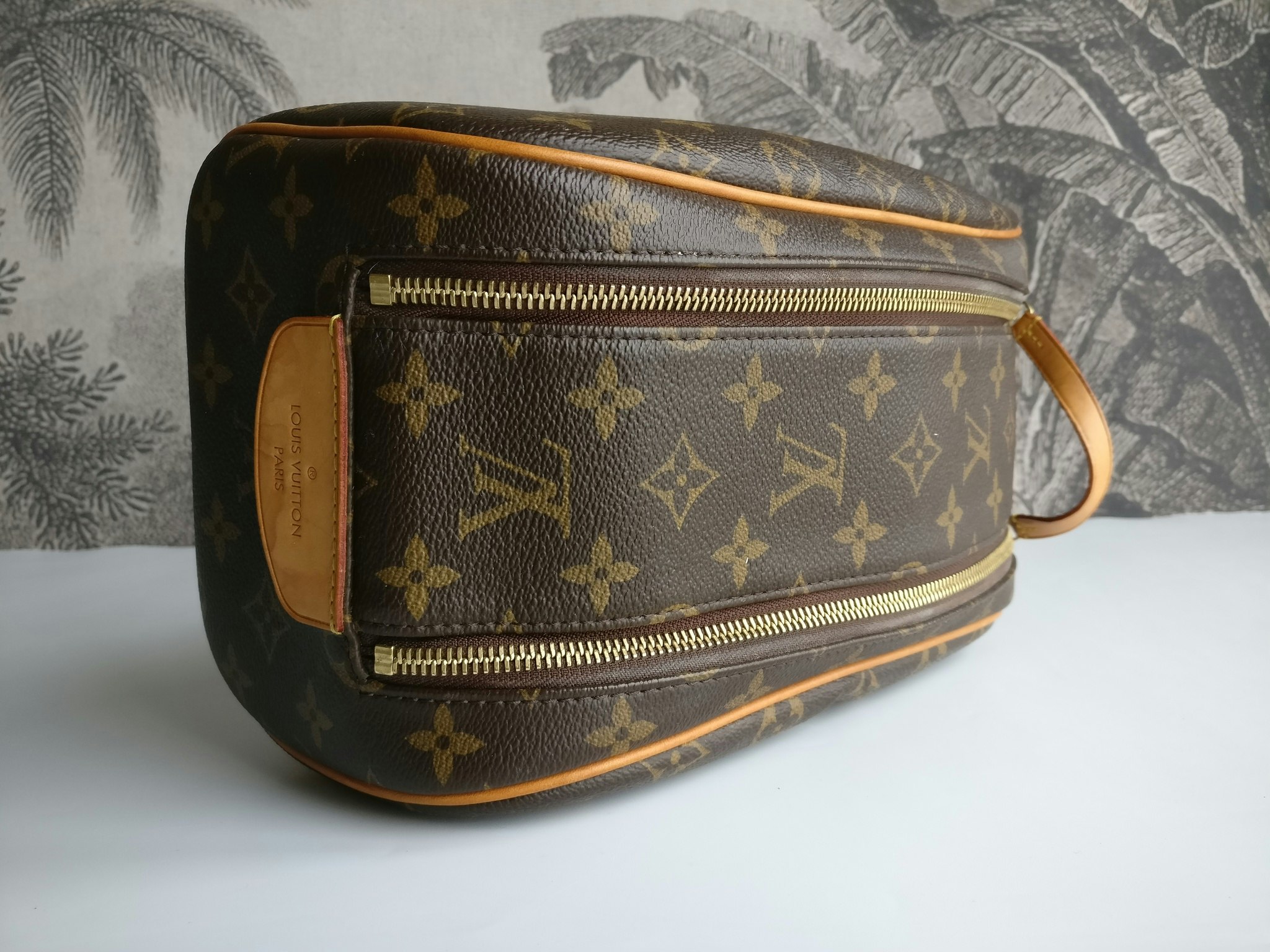 Louis Vuitton King Size Toiletry Bag