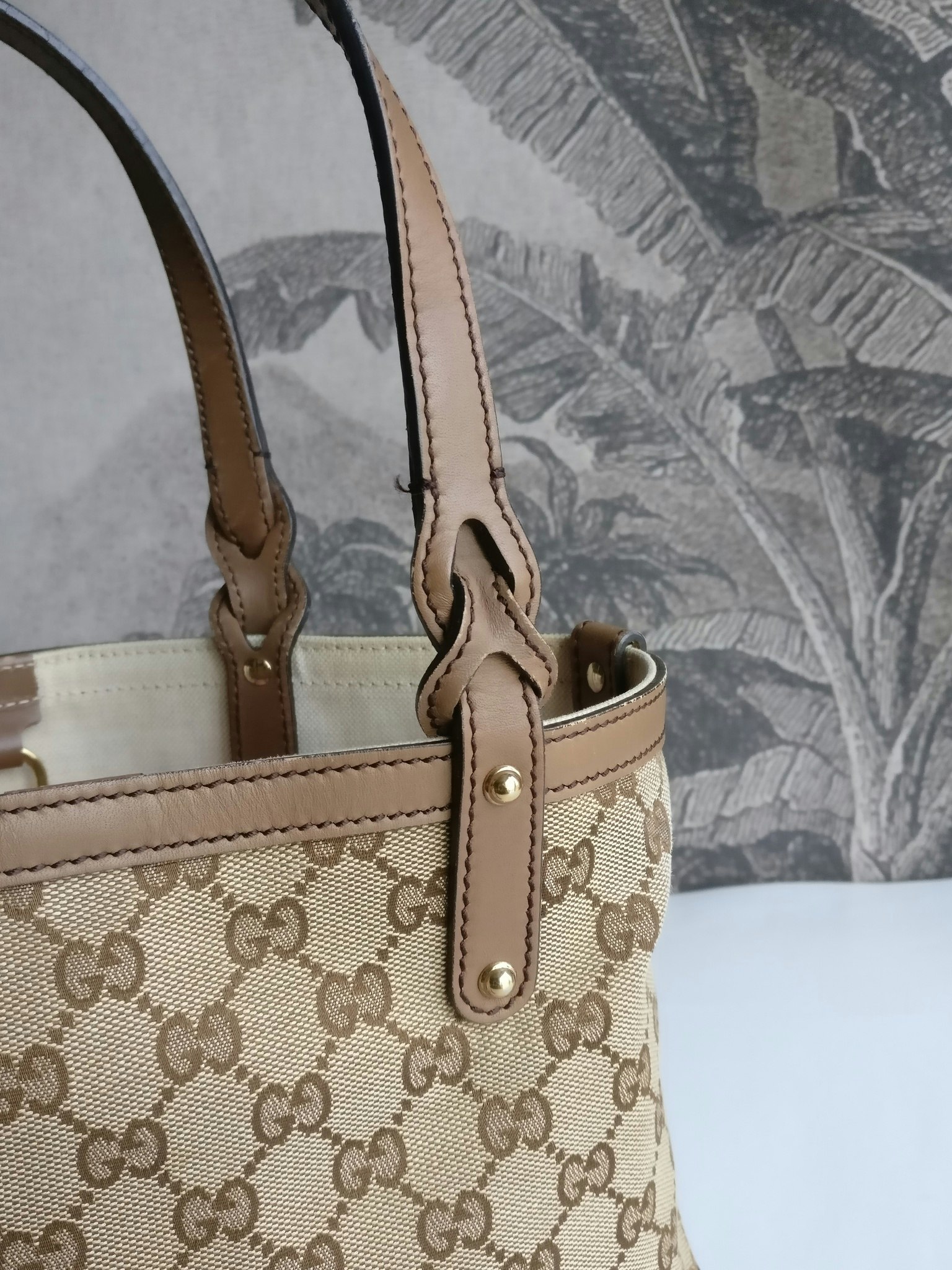 Gucci GG Small Craft Tote with pouch