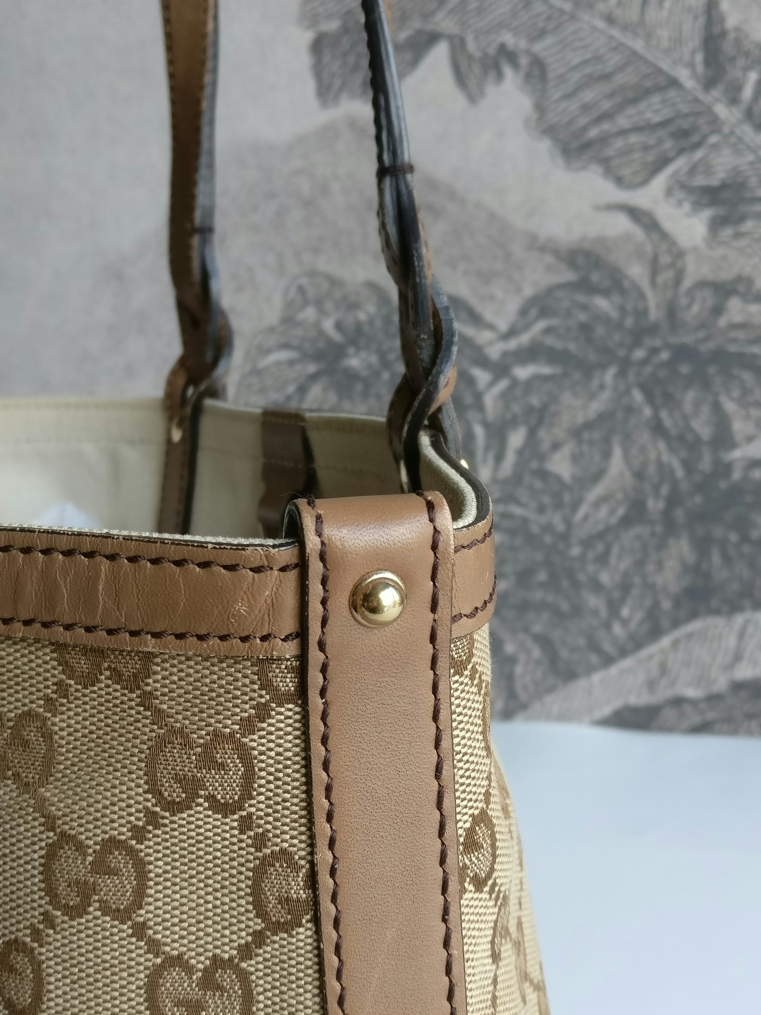 Gucci GG Small Craft Tote with pouch