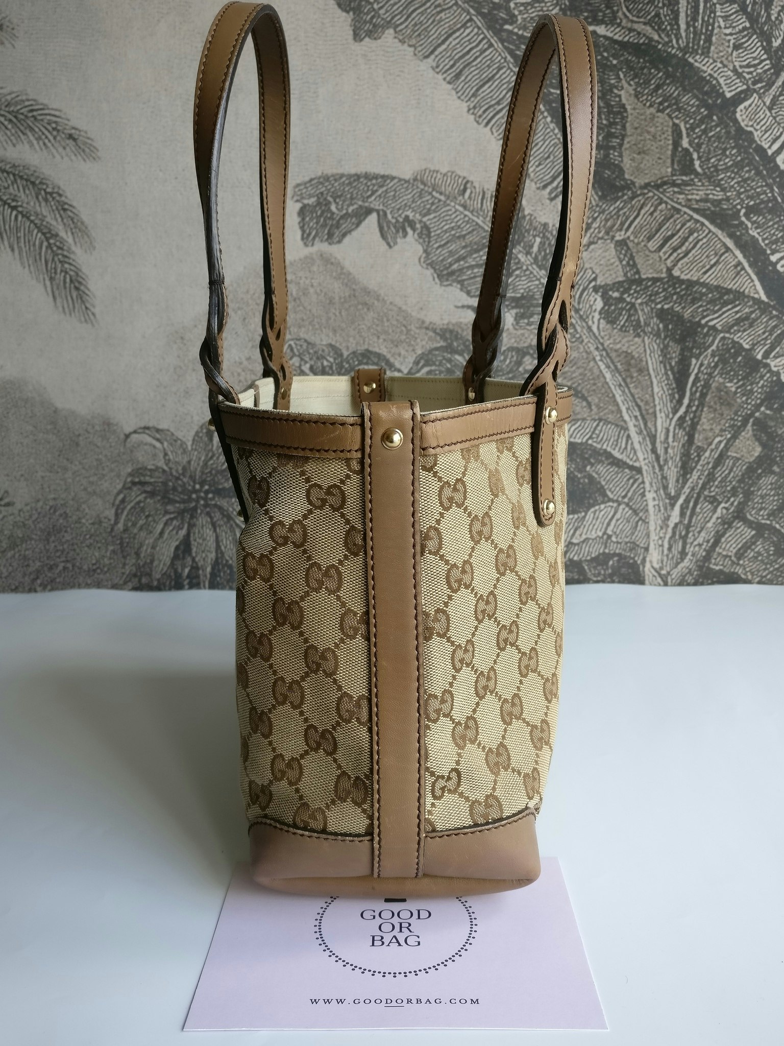 Gucci GG Small Craft Tote with pouch