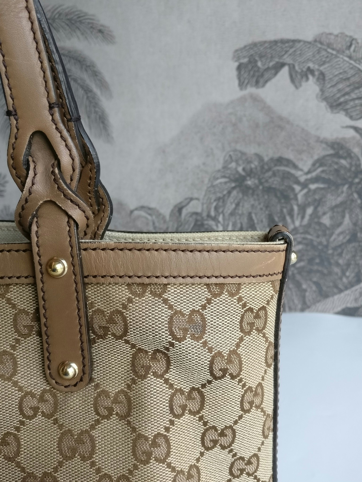 Gucci GG Small Craft Tote with pouch