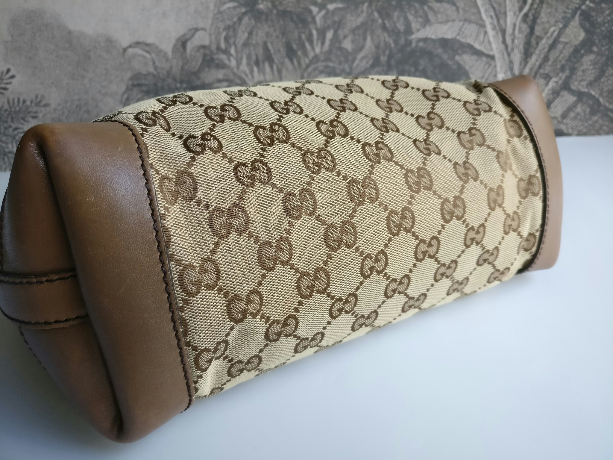 Gucci GG Small Craft Tote with pouch