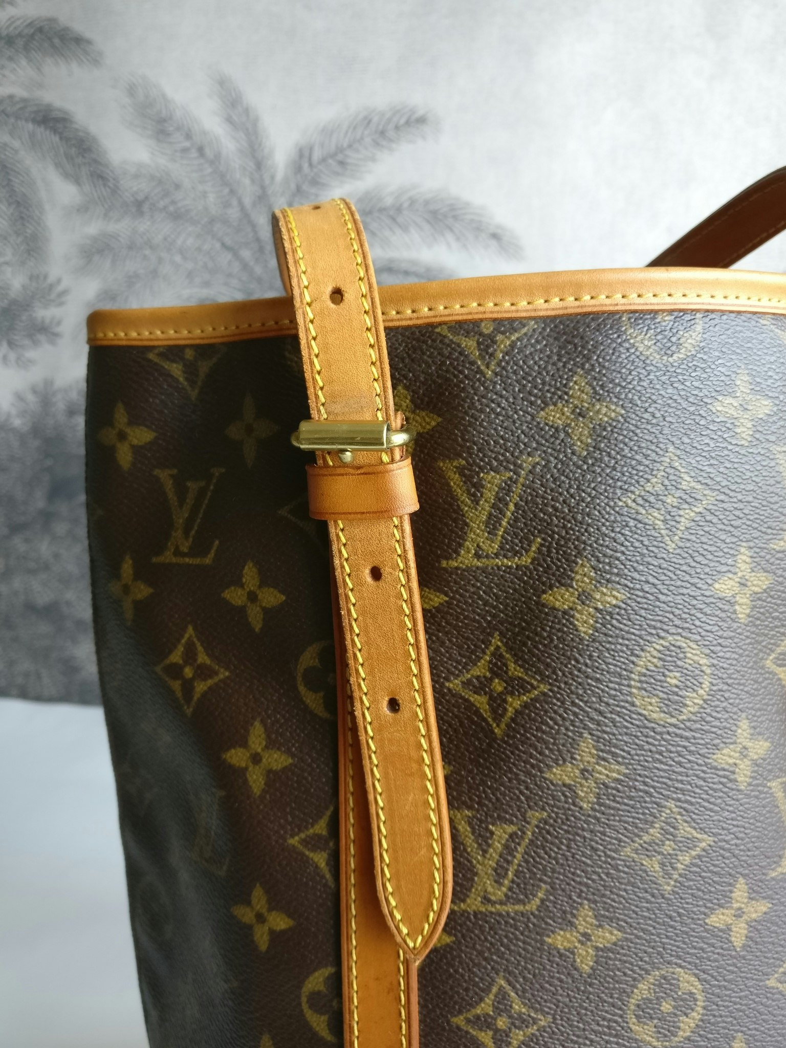 Louis Vuitton Bucket GM