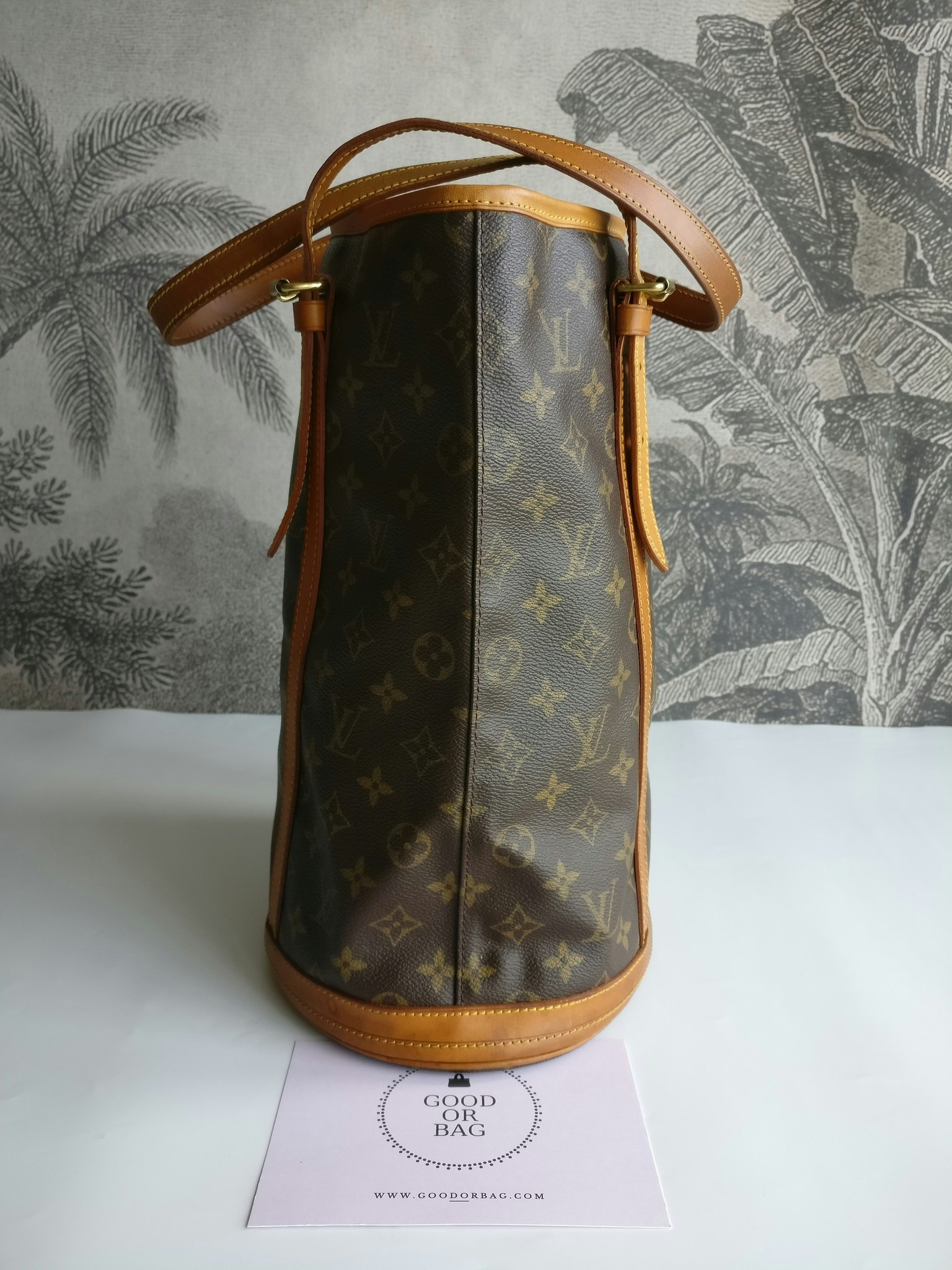 Louis Vuitton Bucket GM